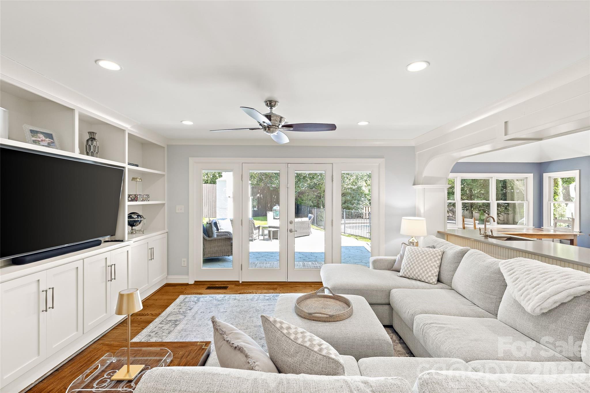3615 Pickwick Lane — Charlotte