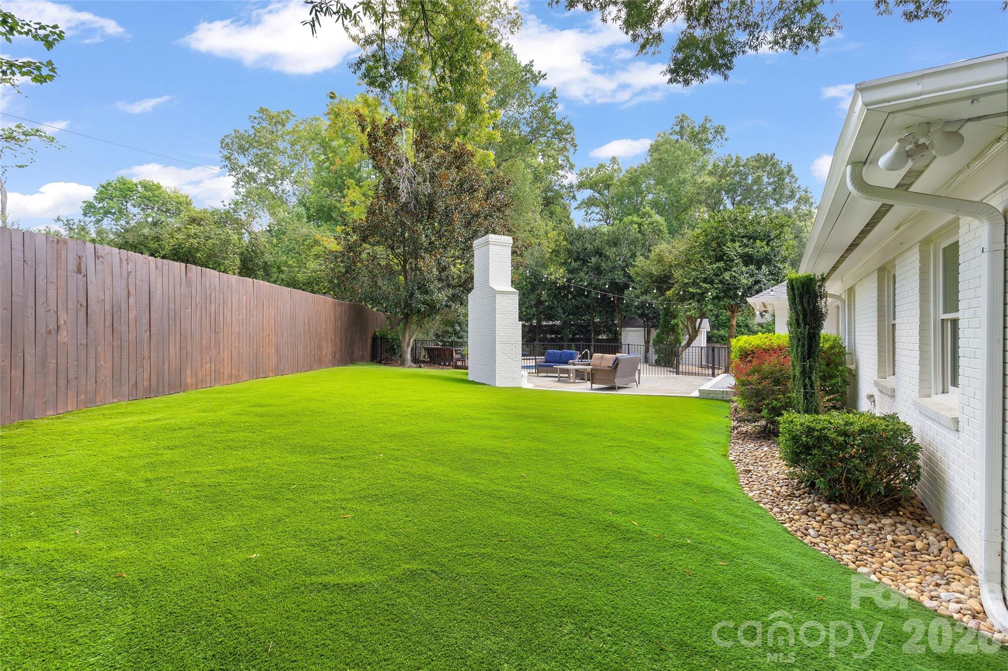 3615 Pickwick Lane — Charlotte