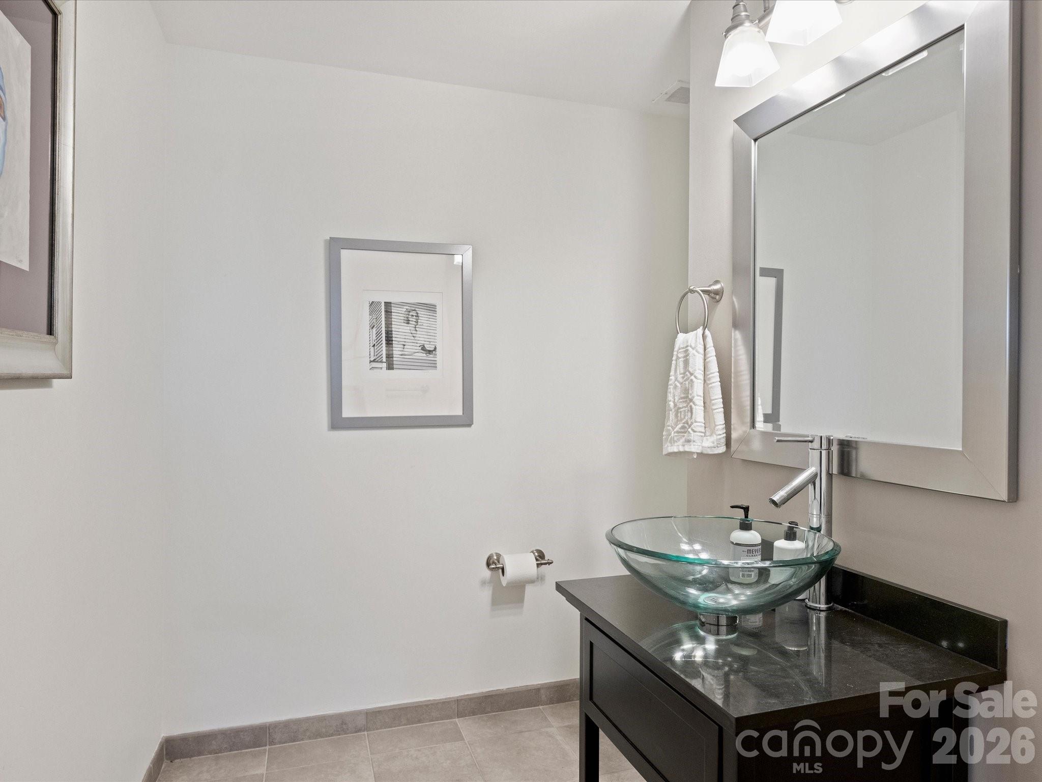 1300 Reece Road #212 — Charlotte