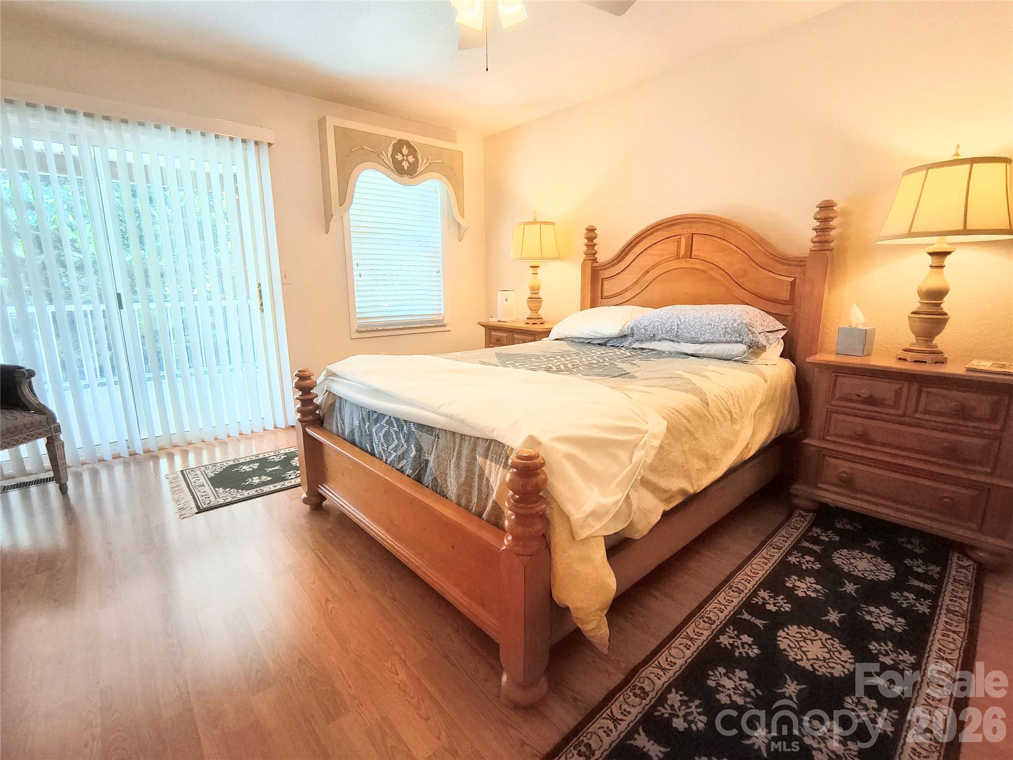 102 S Park Lane — Black Mountain