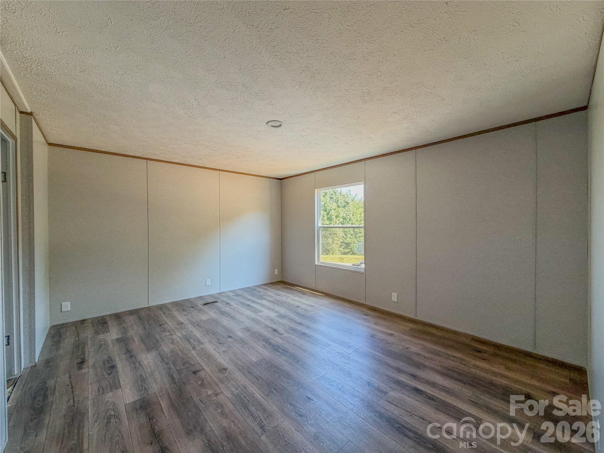 4277 Chinquapin Circle — Lenoir