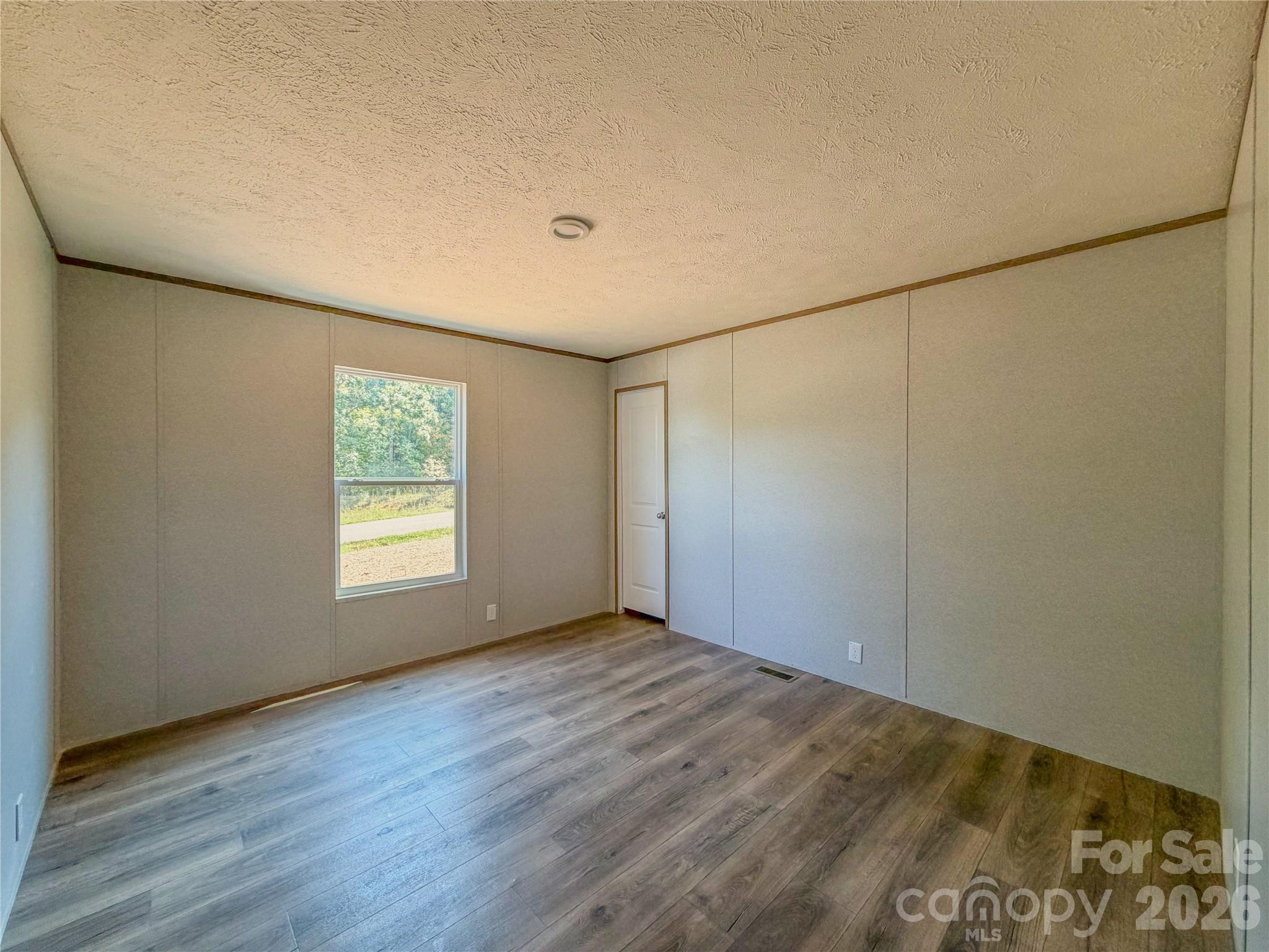 4277 Chinquapin Circle — Lenoir
