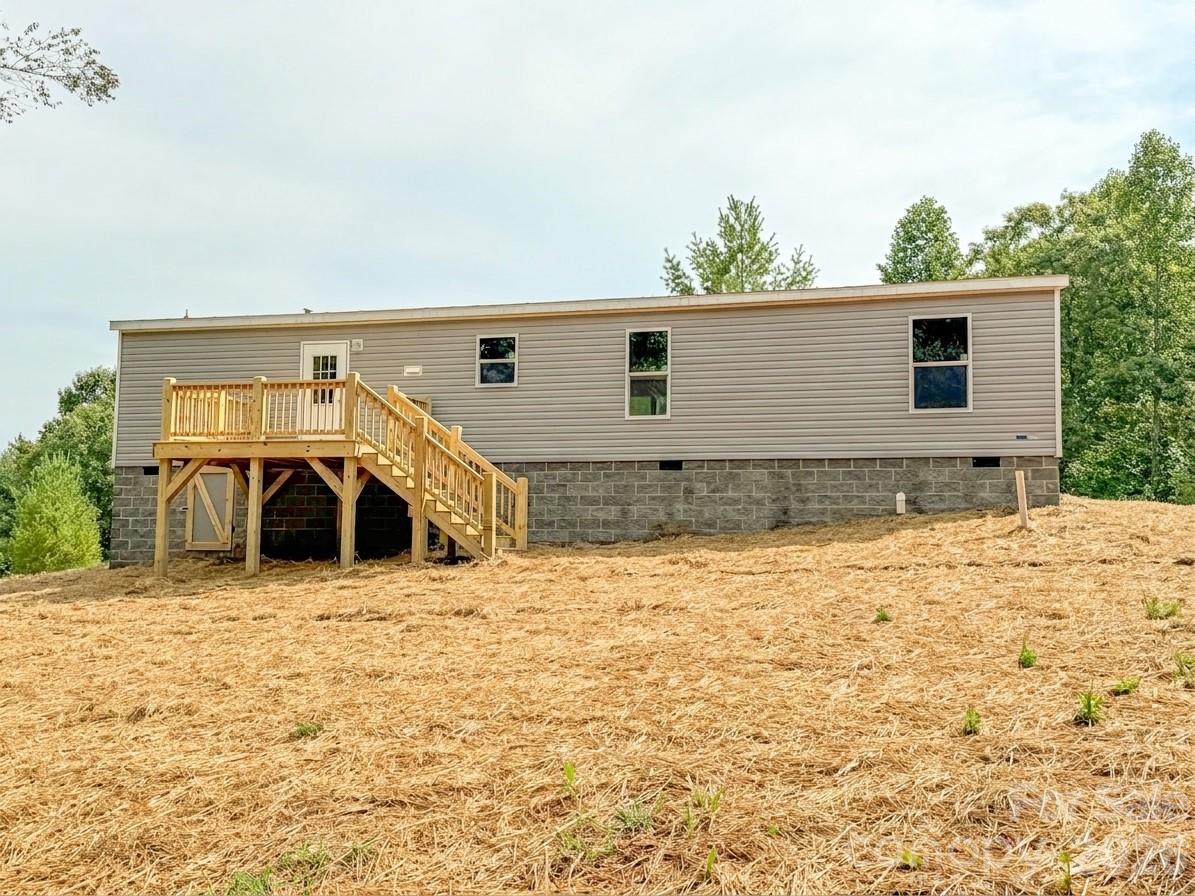 4277 Chinquapin Circle — Lenoir