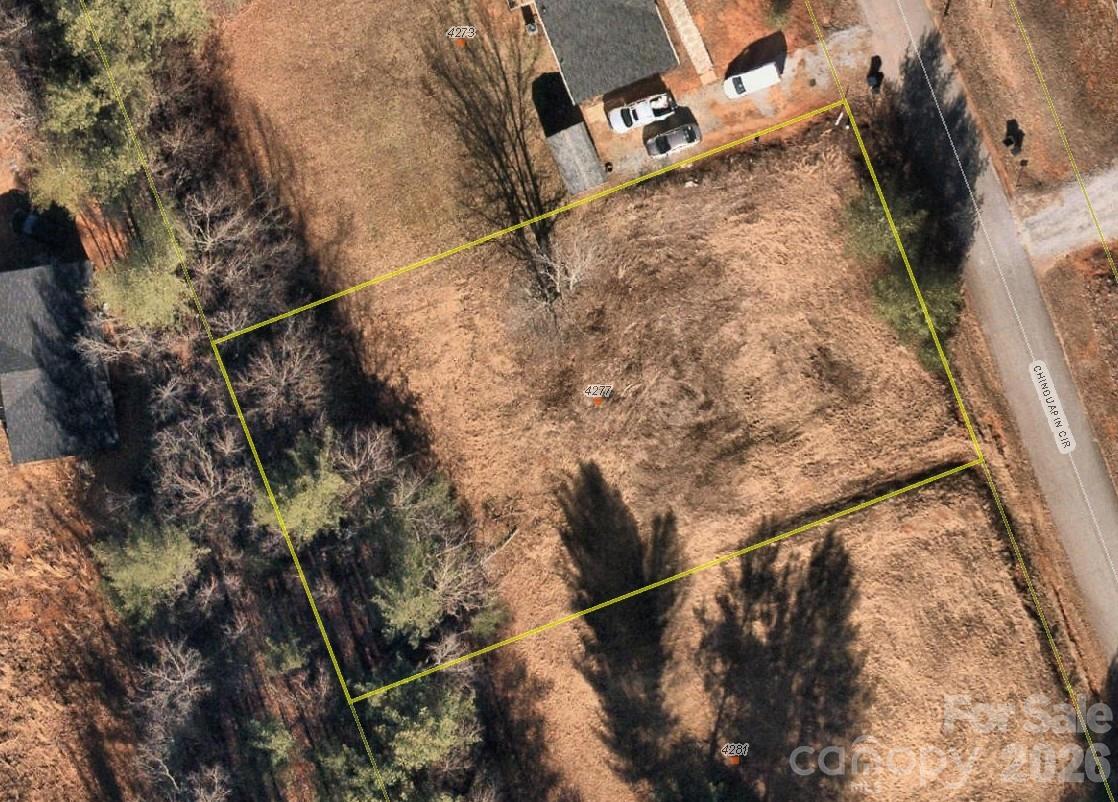 4277 Chinquapin Circle — Lenoir