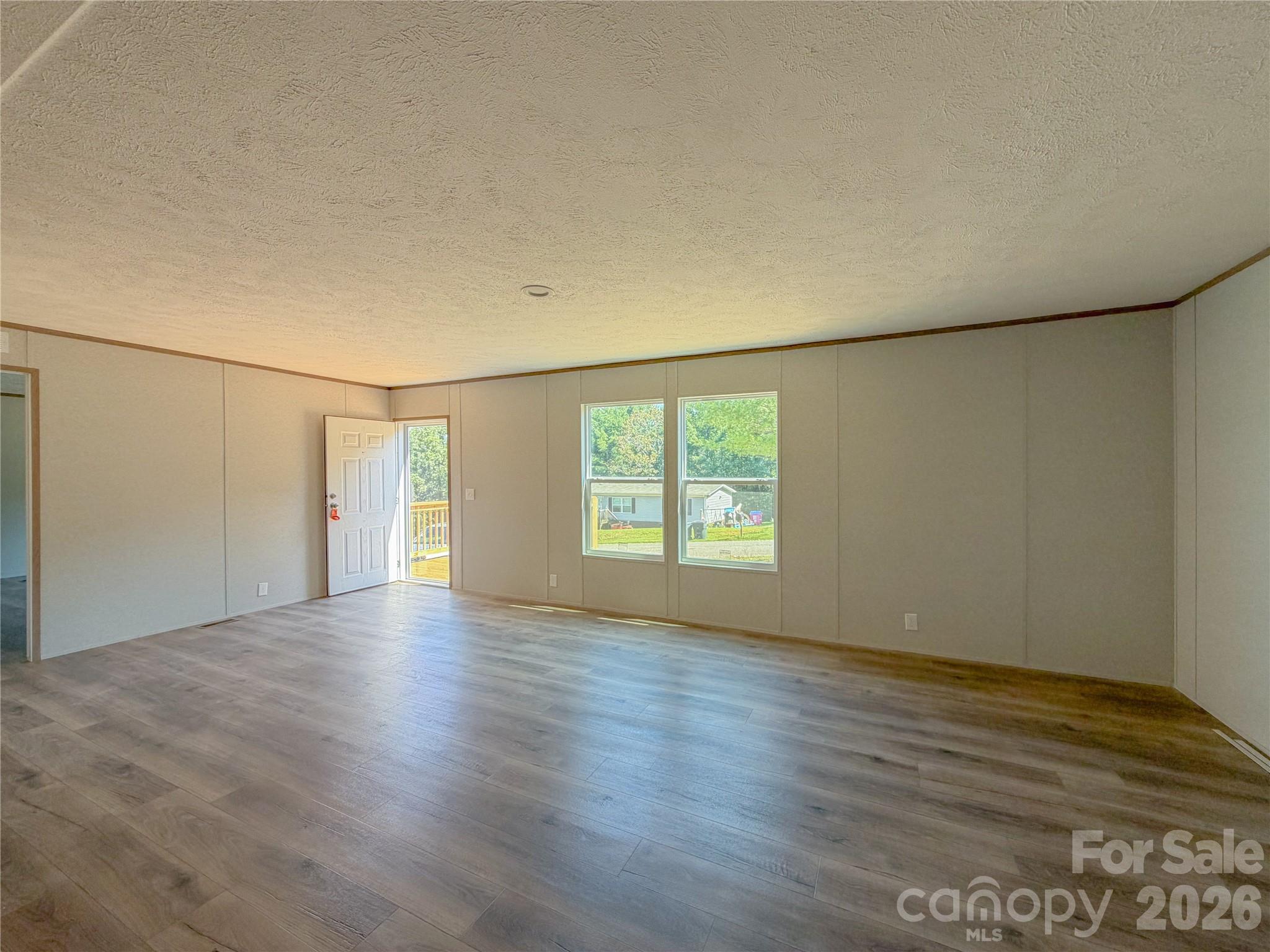 4277 Chinquapin Circle — Lenoir