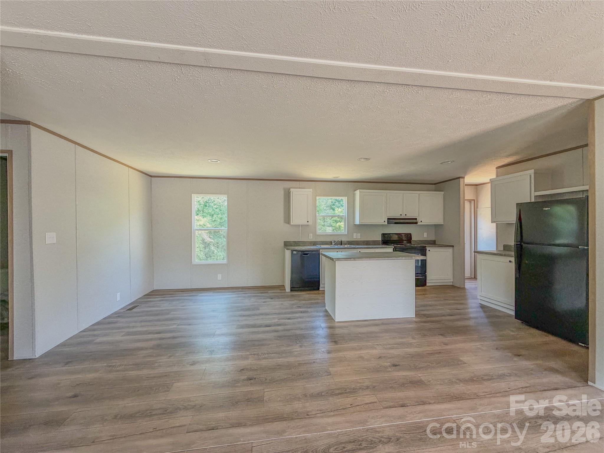 4277 Chinquapin Circle — Lenoir