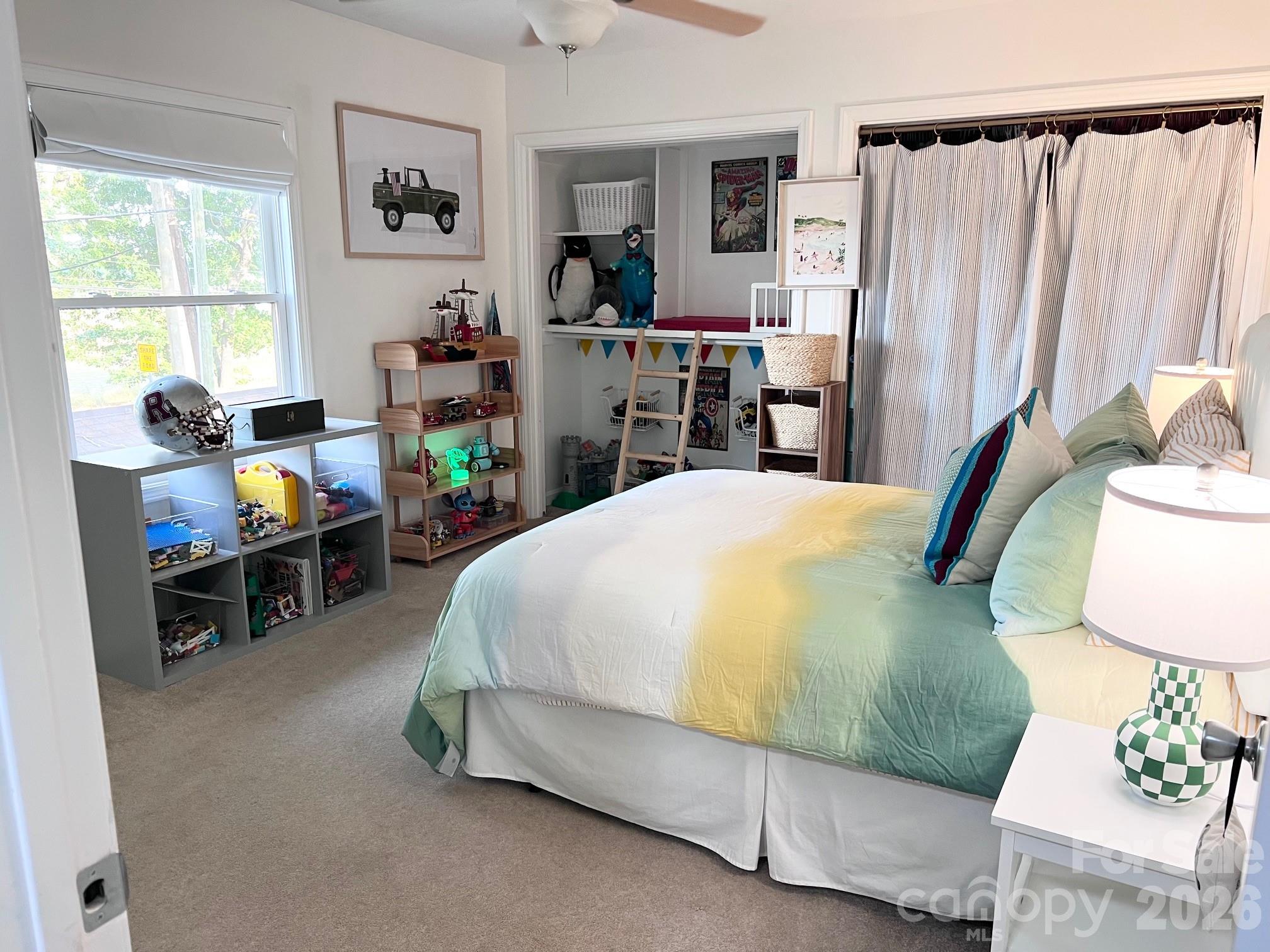 496 17th Avenue Drive NE — Hickory