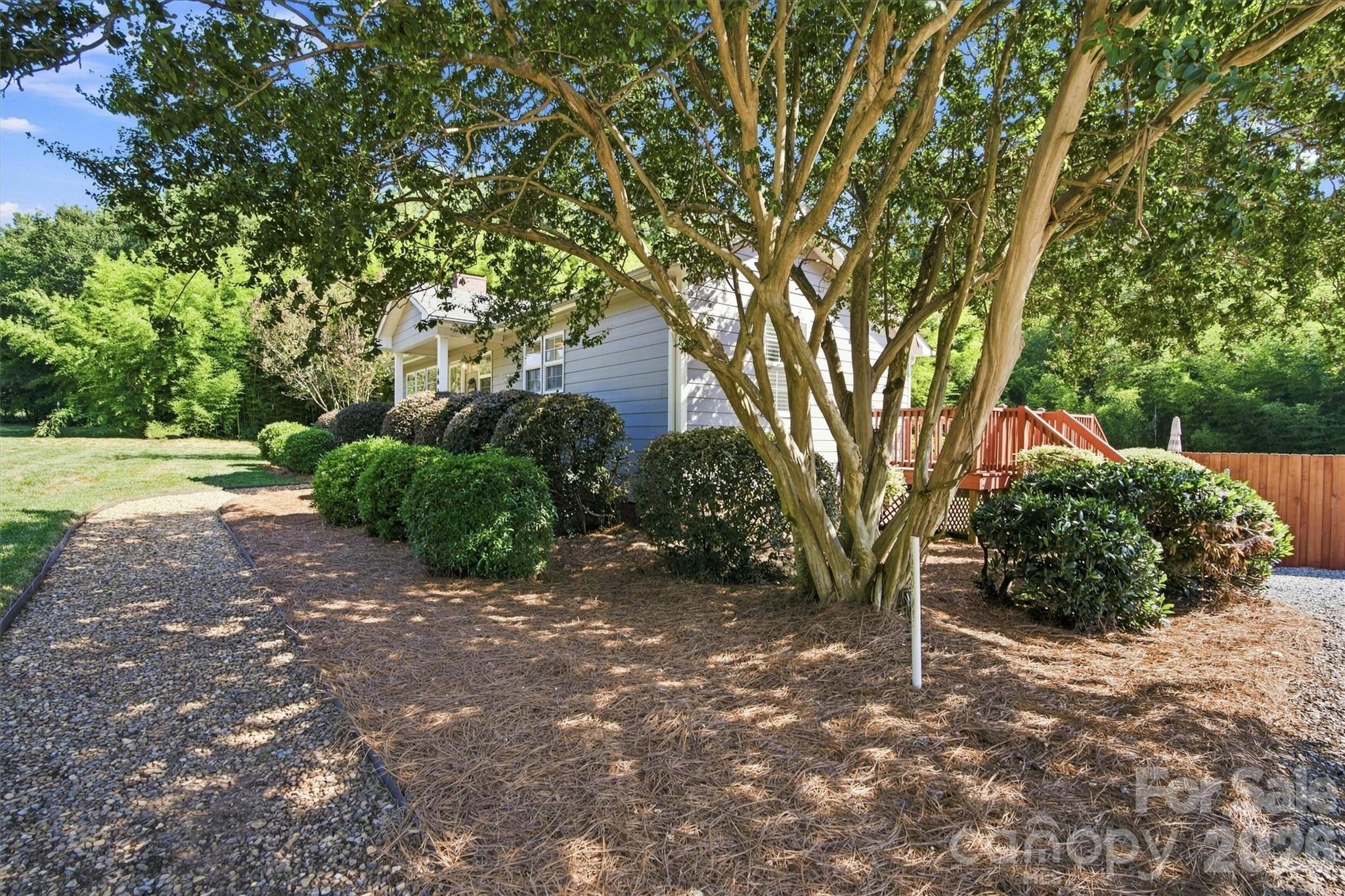 4617 Old Plank Road — Iron Station