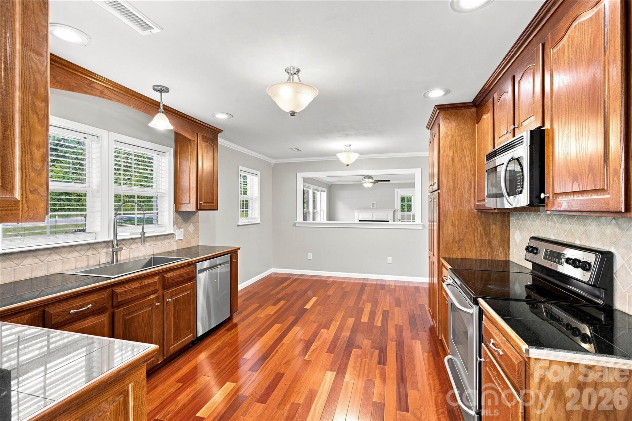4617 Old Plank Road — Iron Station