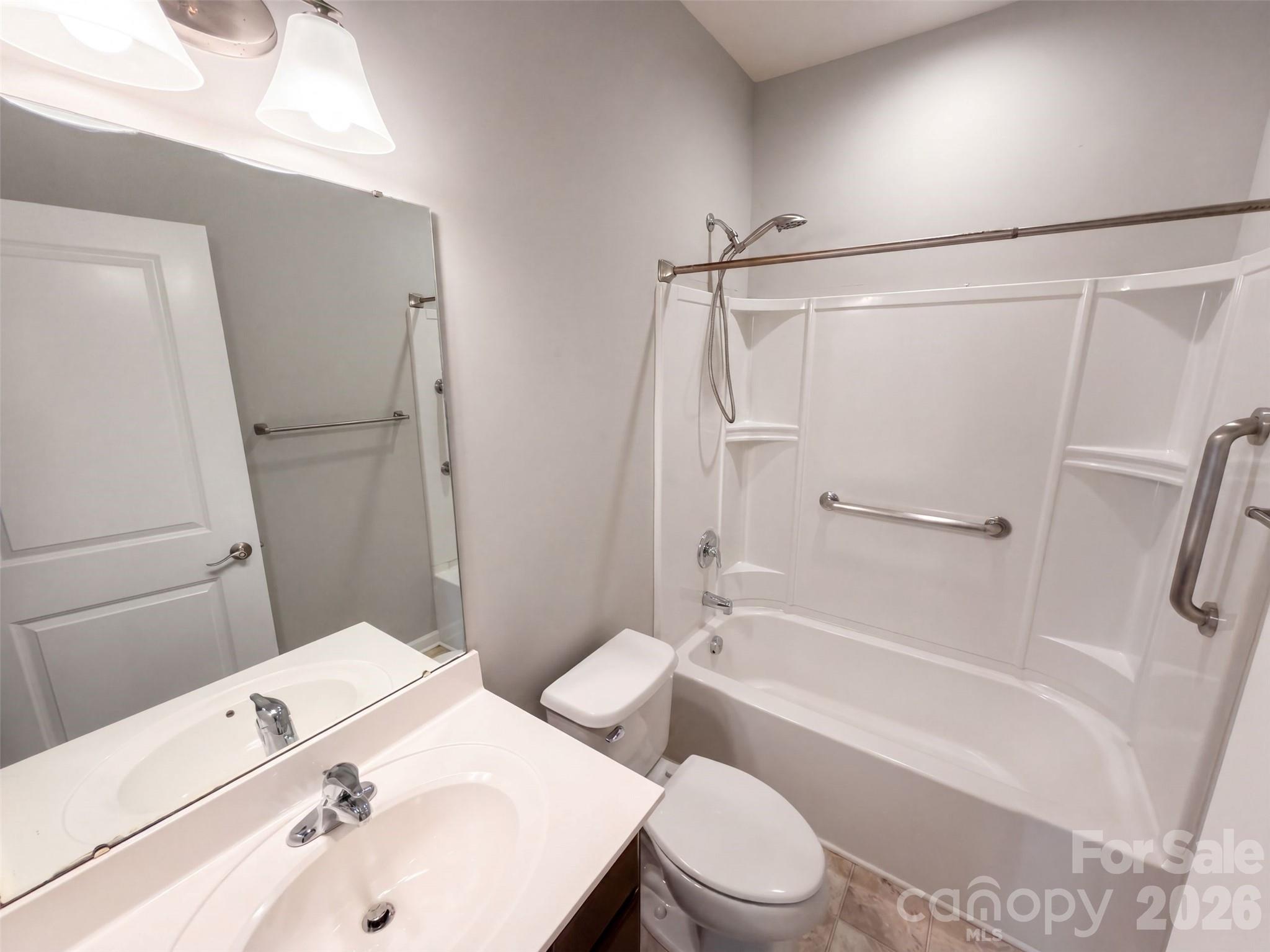 1006 Oakmere Road — Waxhaw