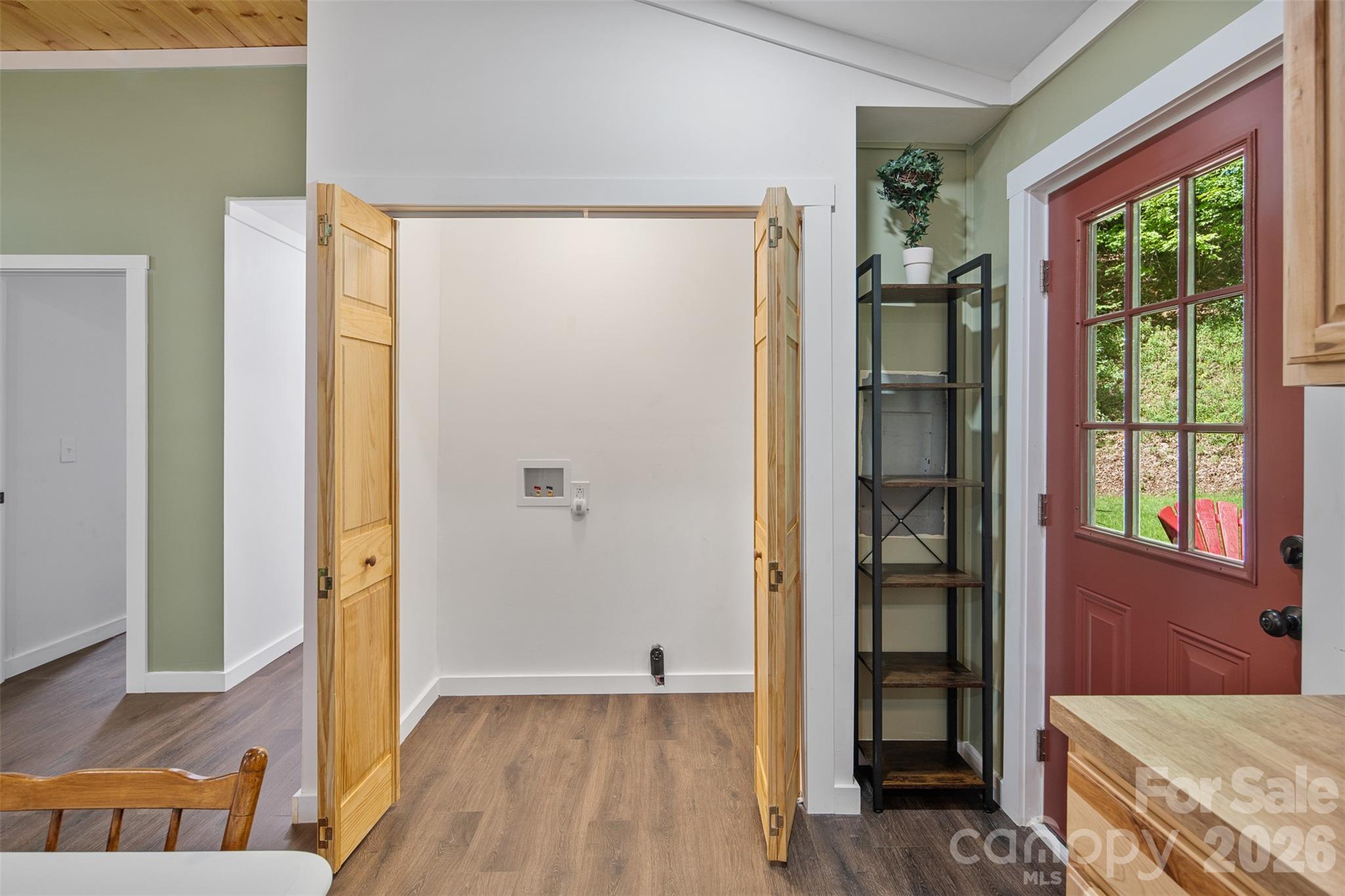 190 Hummingbird Lane — Fleetwood