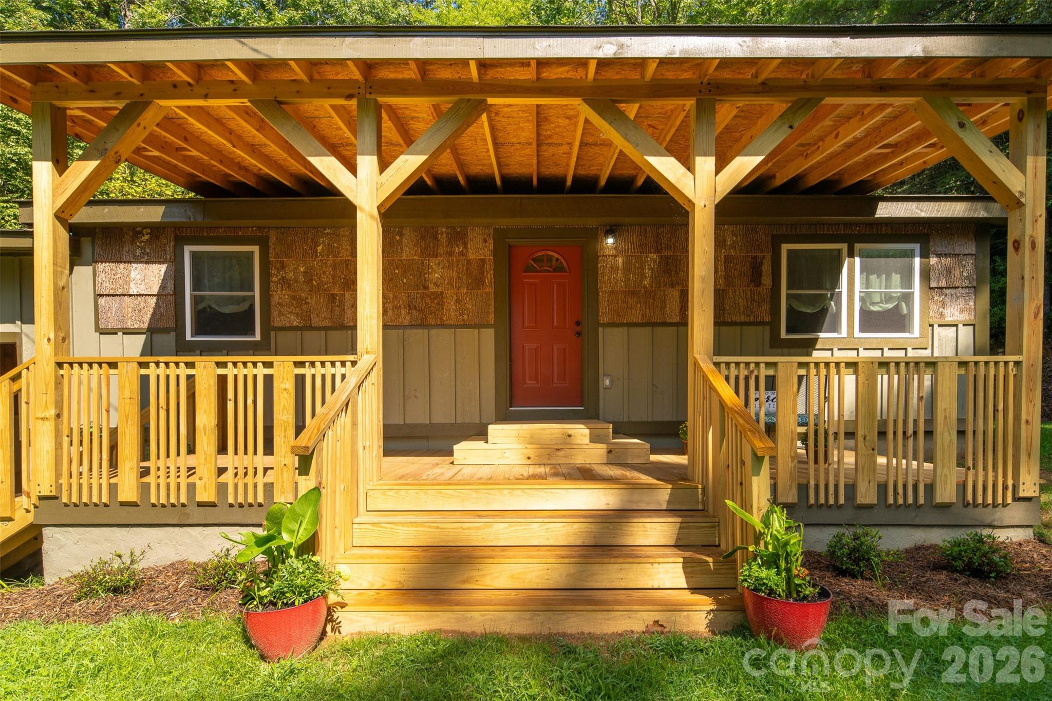 190 Hummingbird Lane — Fleetwood