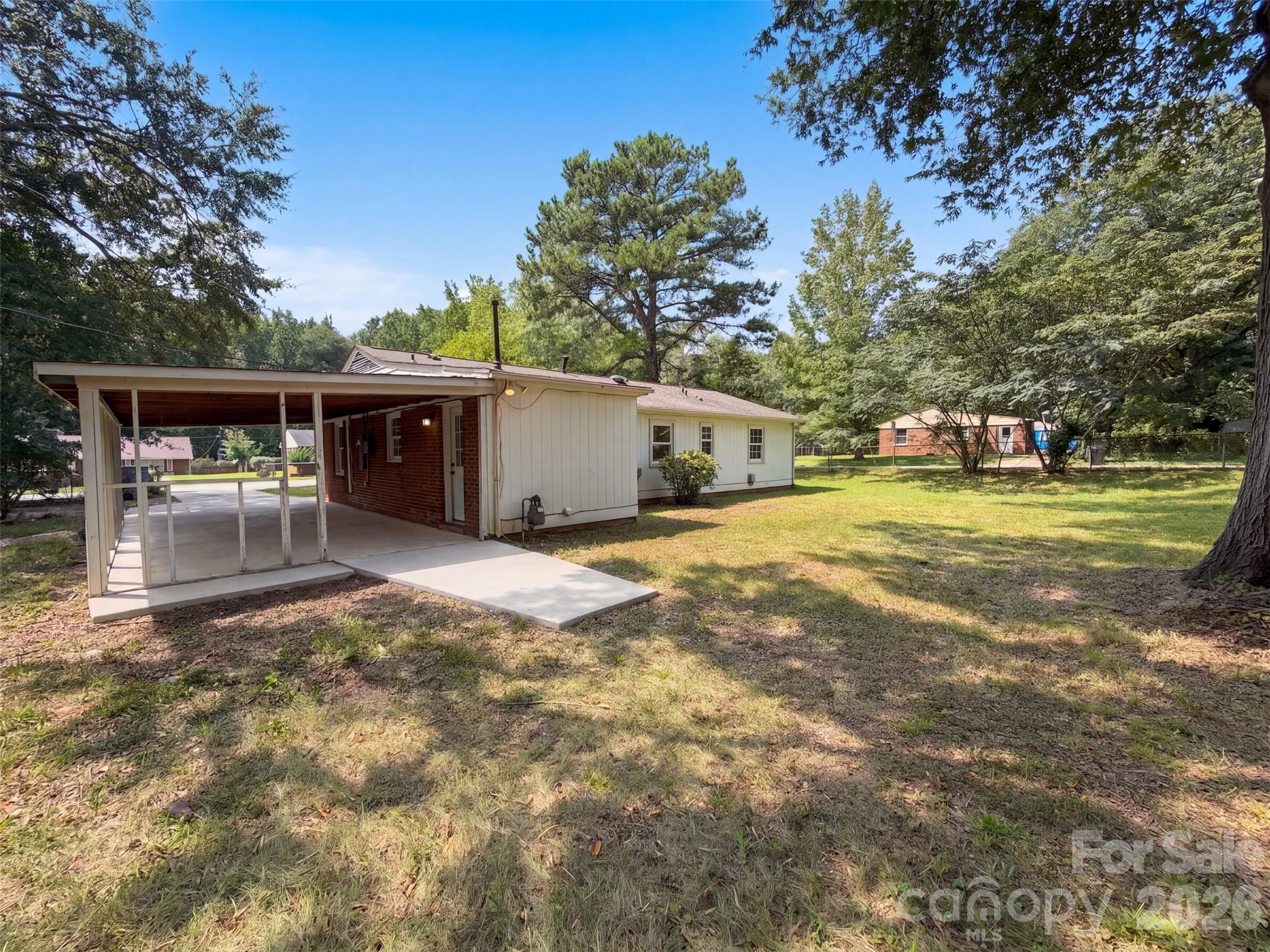 728 Milan Road E — Charlotte