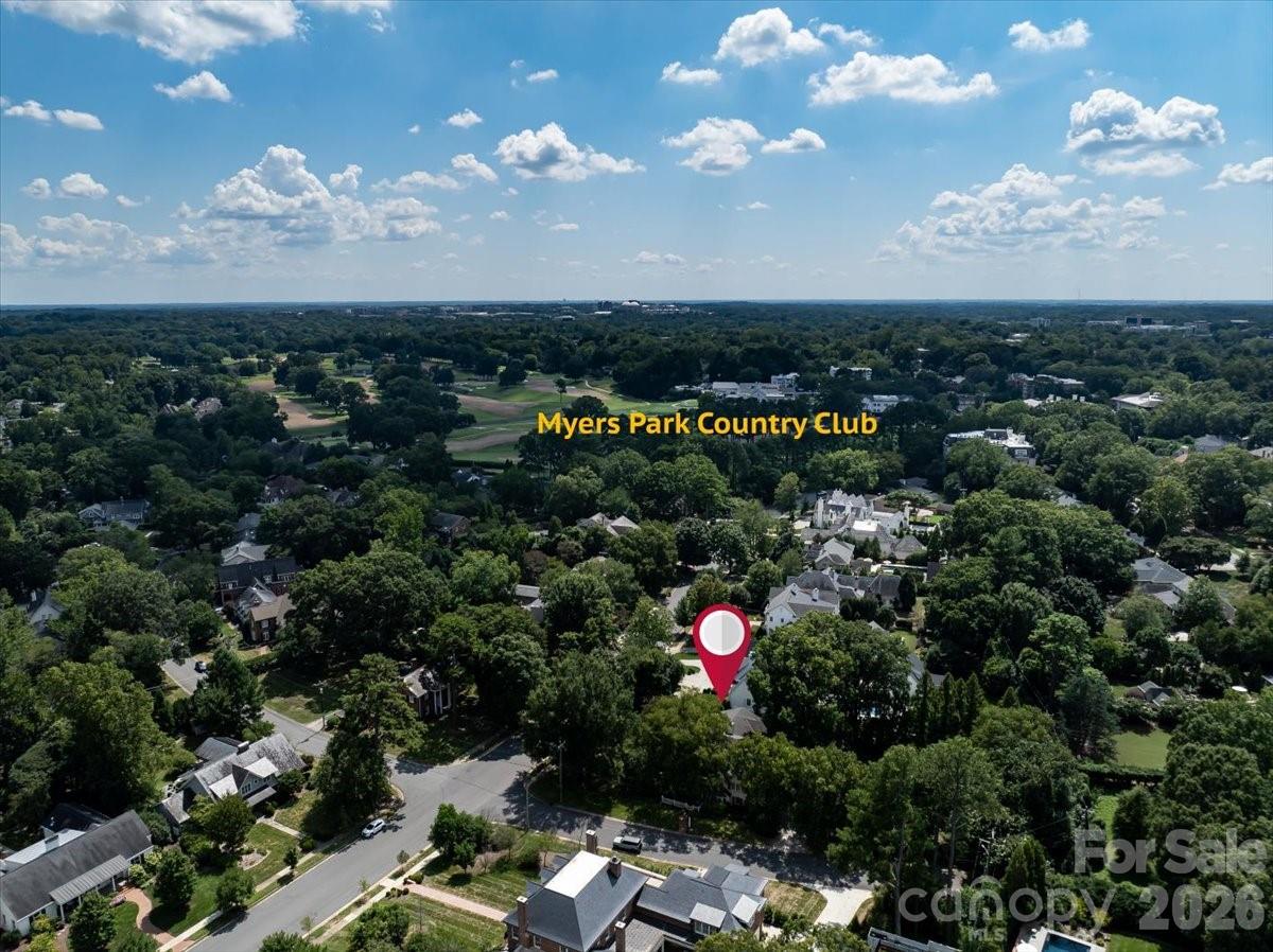 2200 Queens Road E — Charlotte