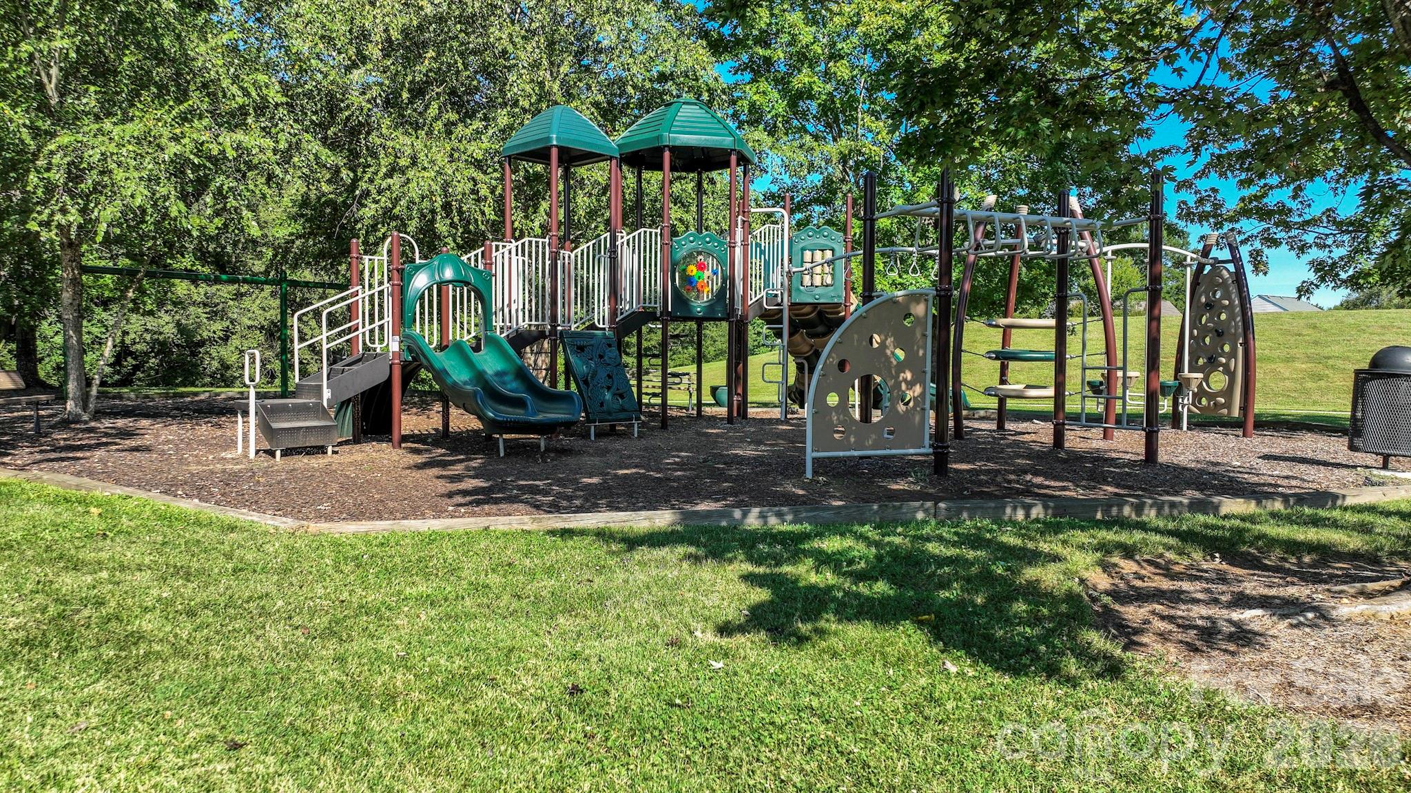 12728 Planters Row Drive — Charlotte