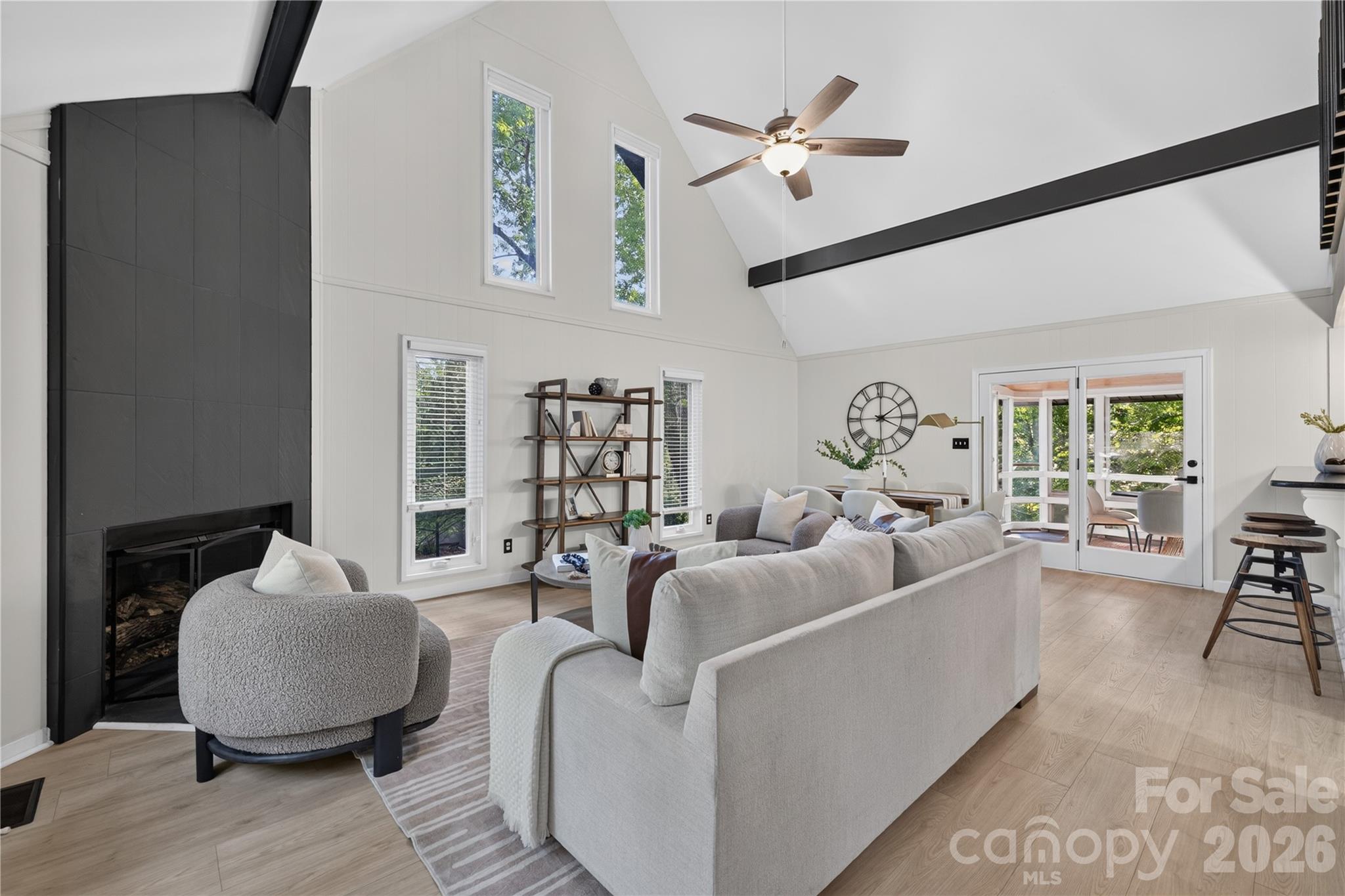 1068 Gauguin Lane — Tega Cay