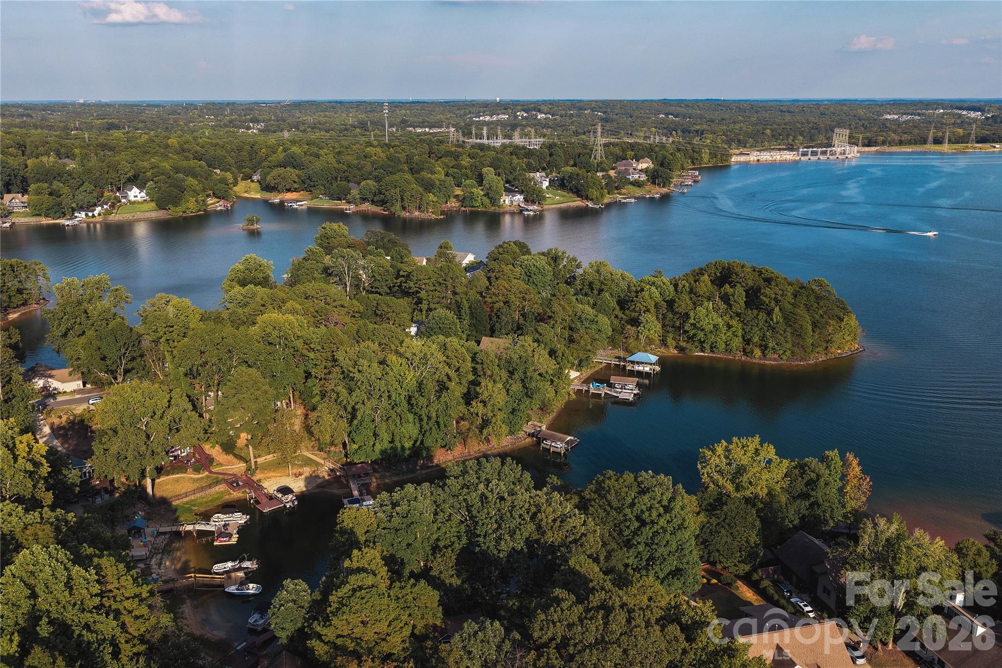 1068 Gauguin Lane — Tega Cay