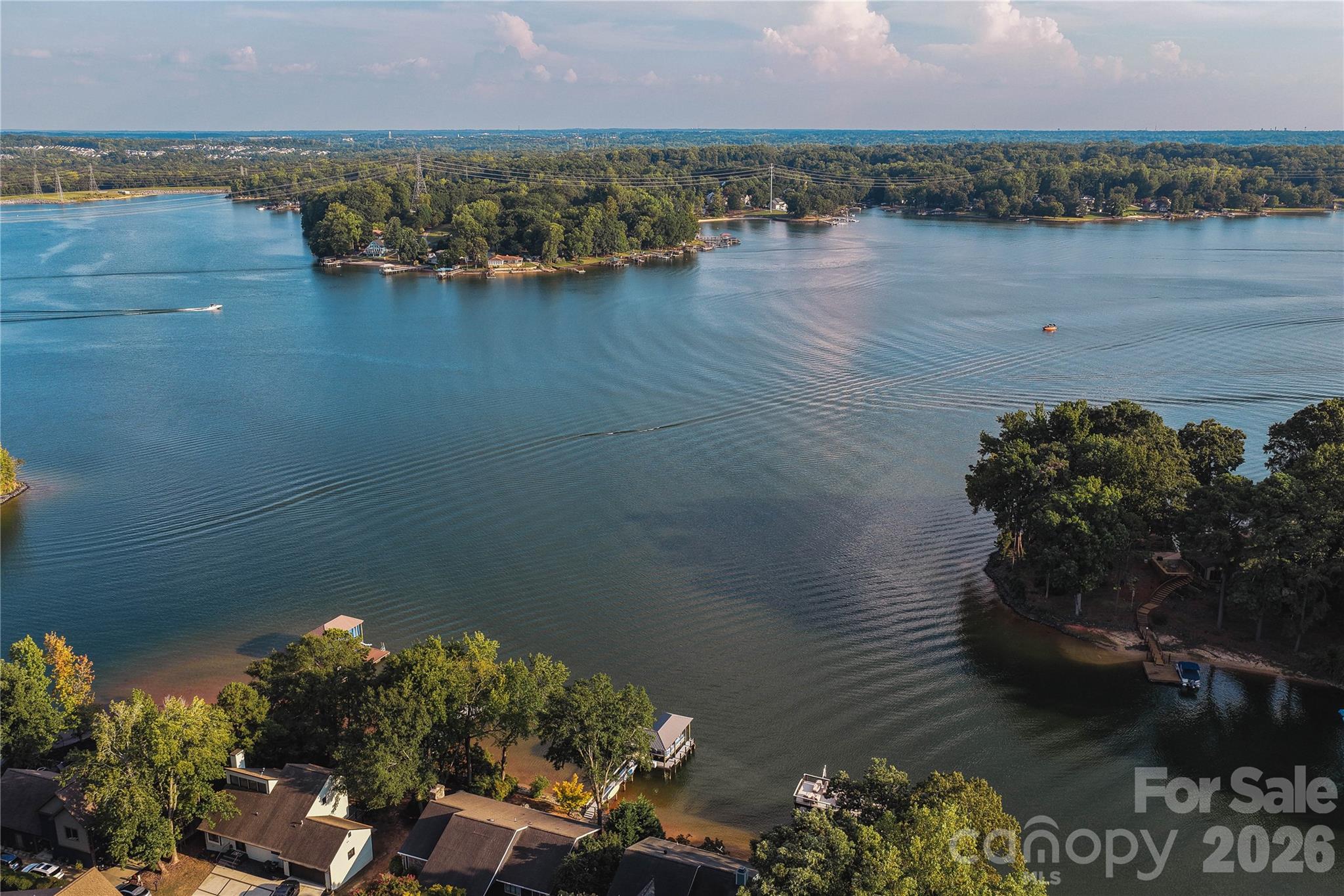 1068 Gauguin Lane — Tega Cay