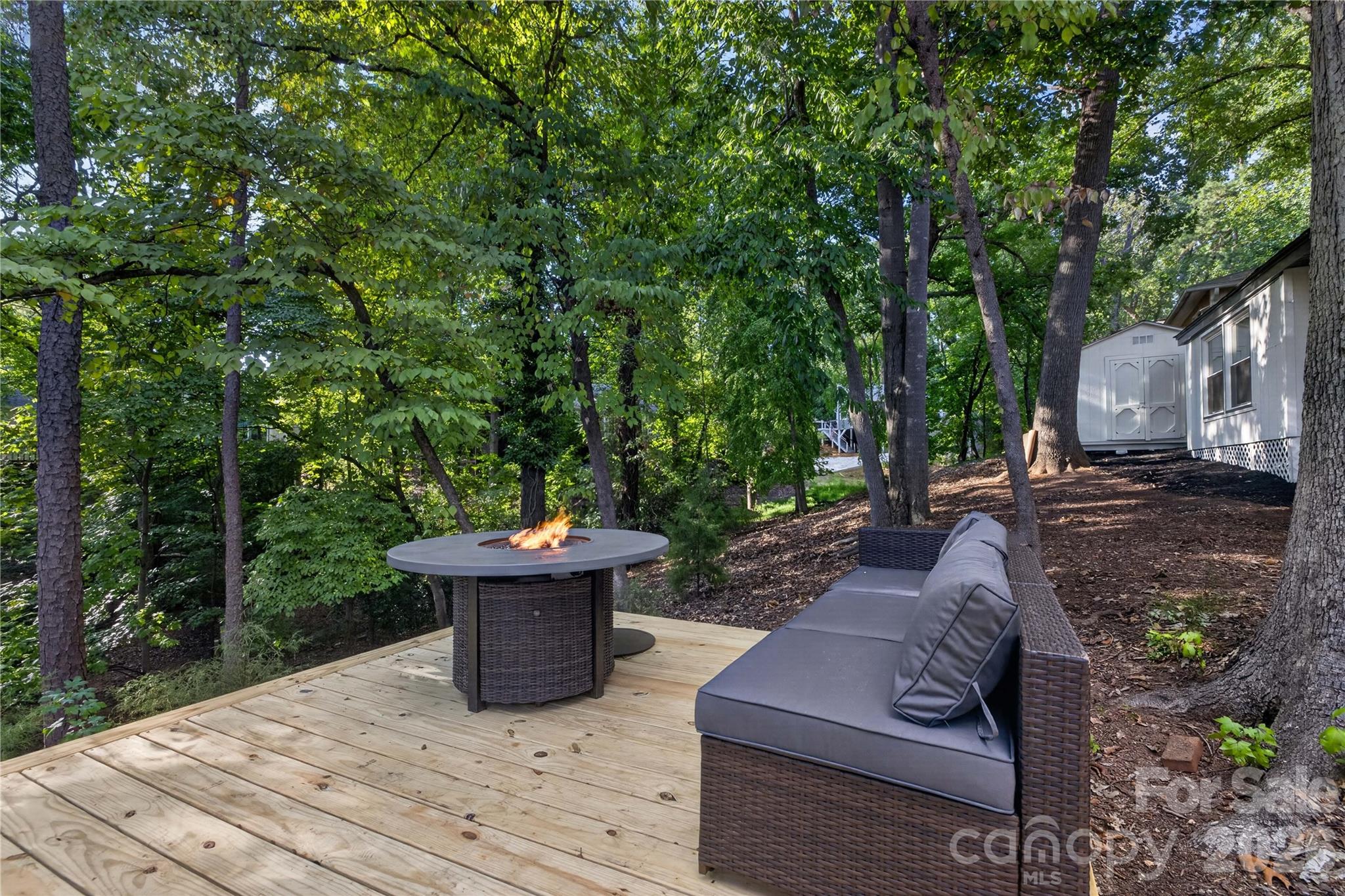 1068 Gauguin Lane — Tega Cay