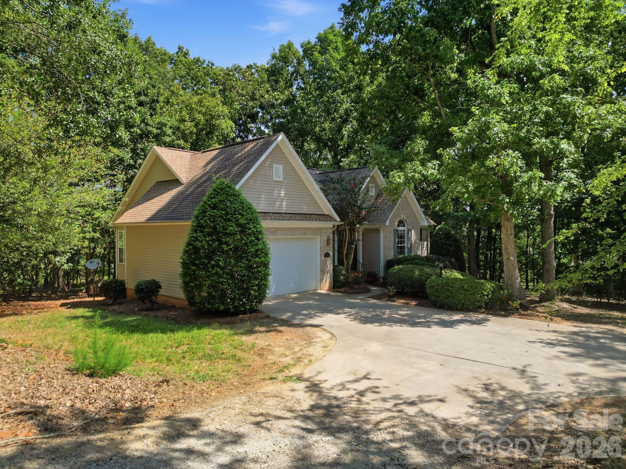 14724 Beatties Ford Road — Huntersville