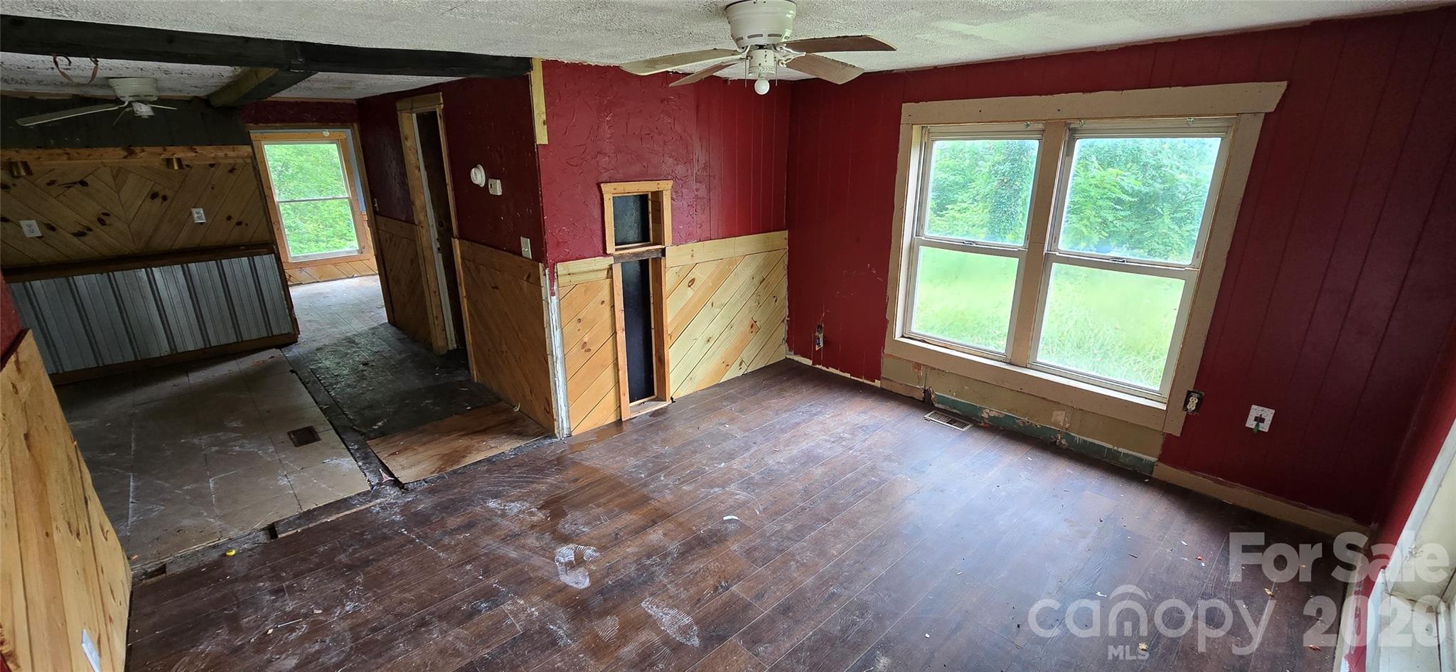 502 Healan Place NW — Lenoir
