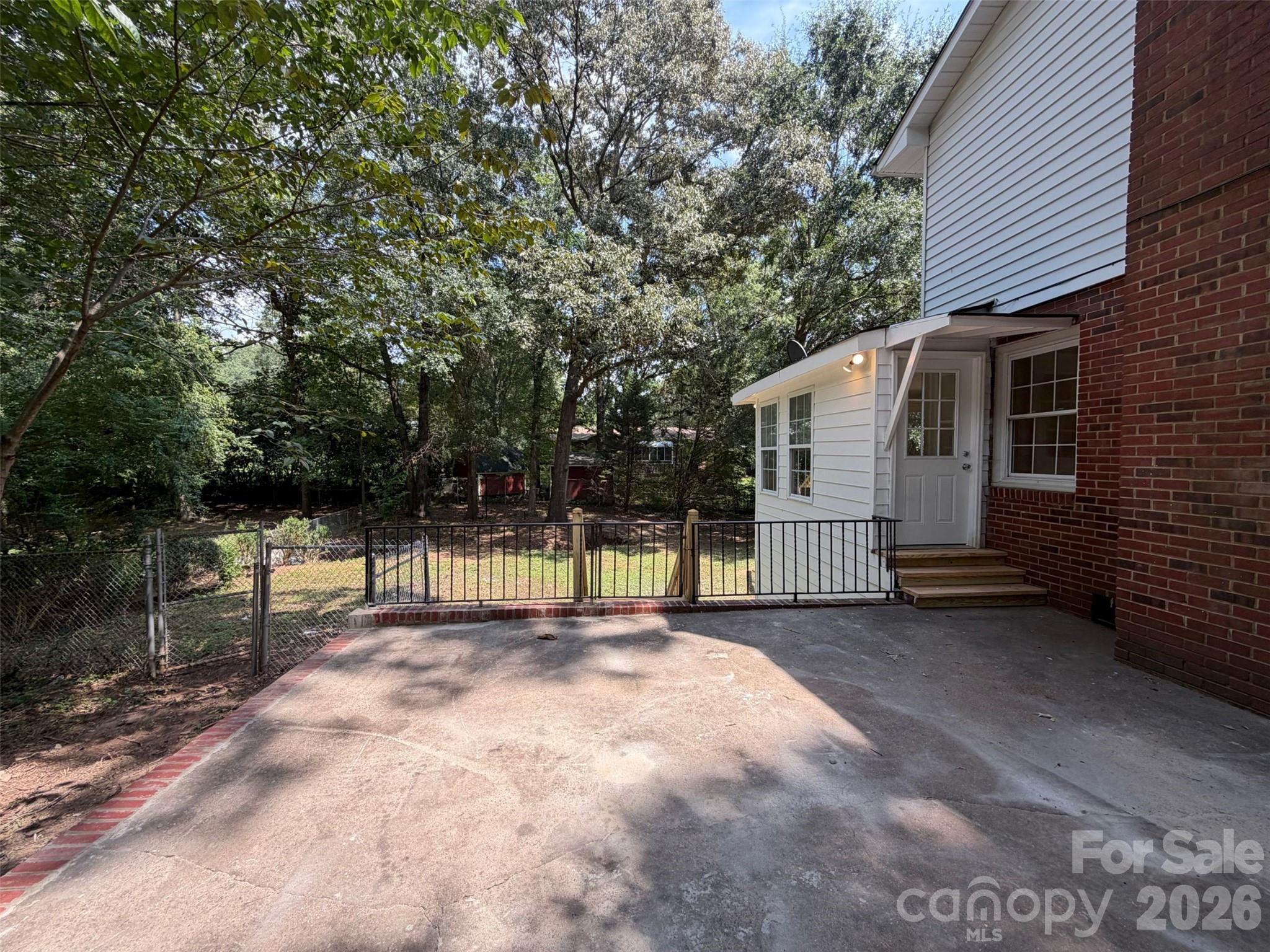 115 Redcoat Drive — Fort Mill