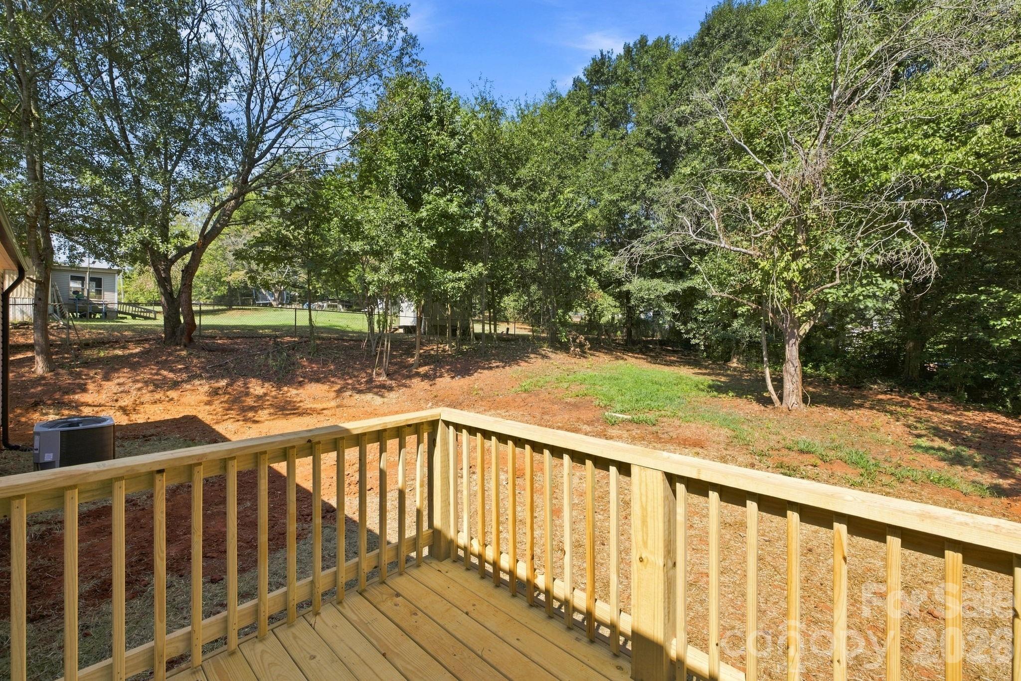1028 Dorset Lane — Lincolnton
