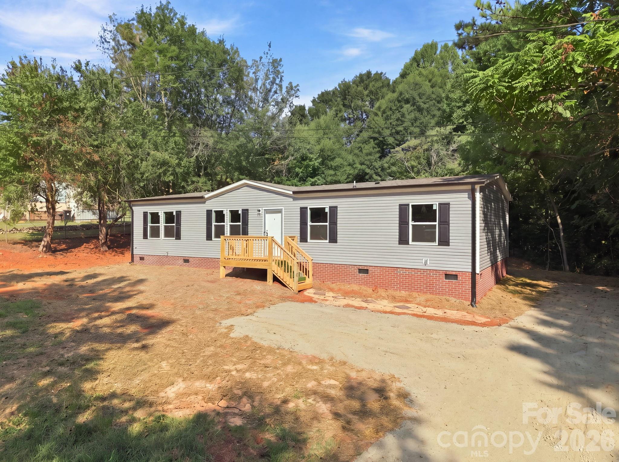 1028 Dorset Lane — Lincolnton