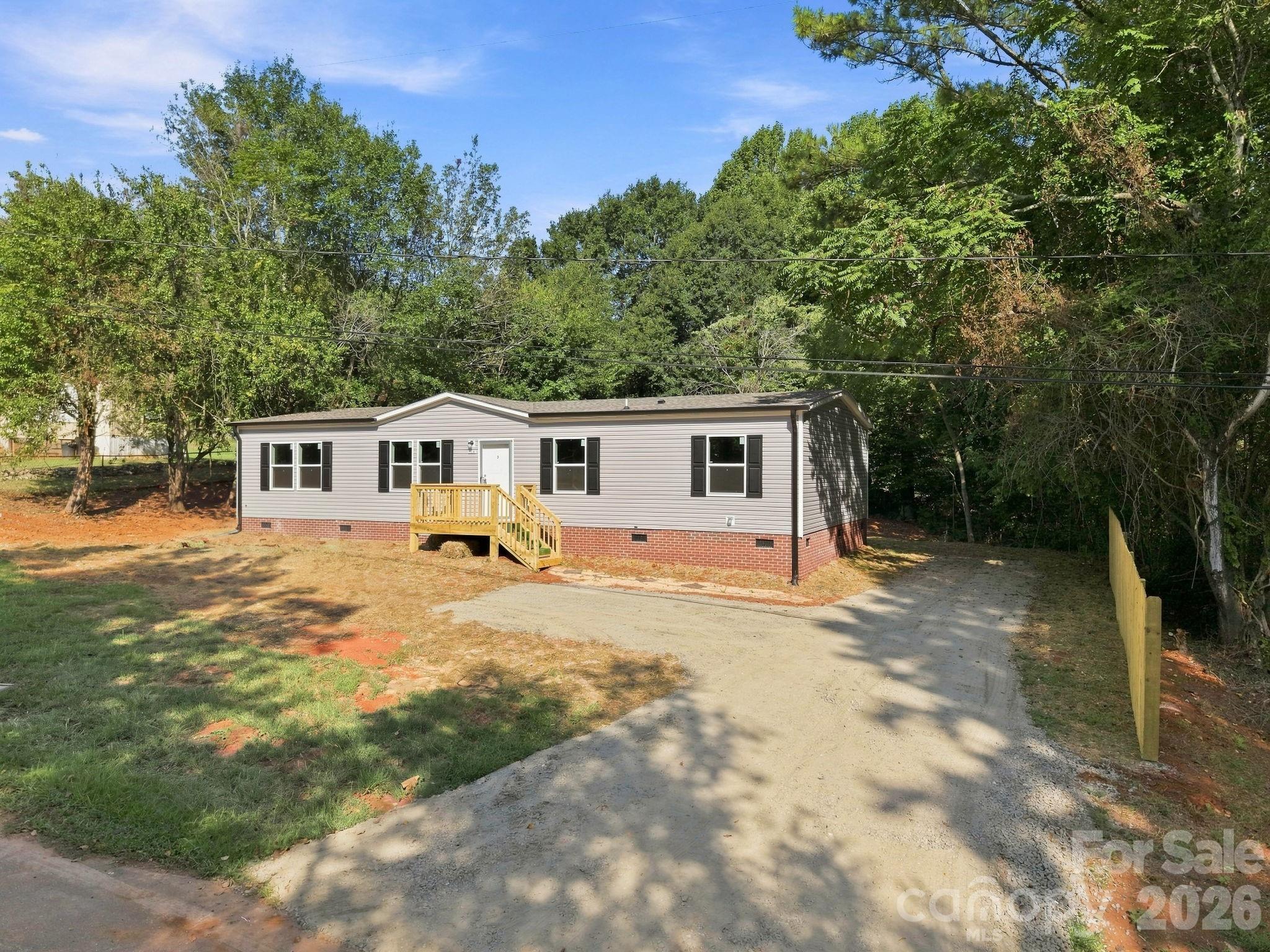1028 Dorset Lane — Lincolnton