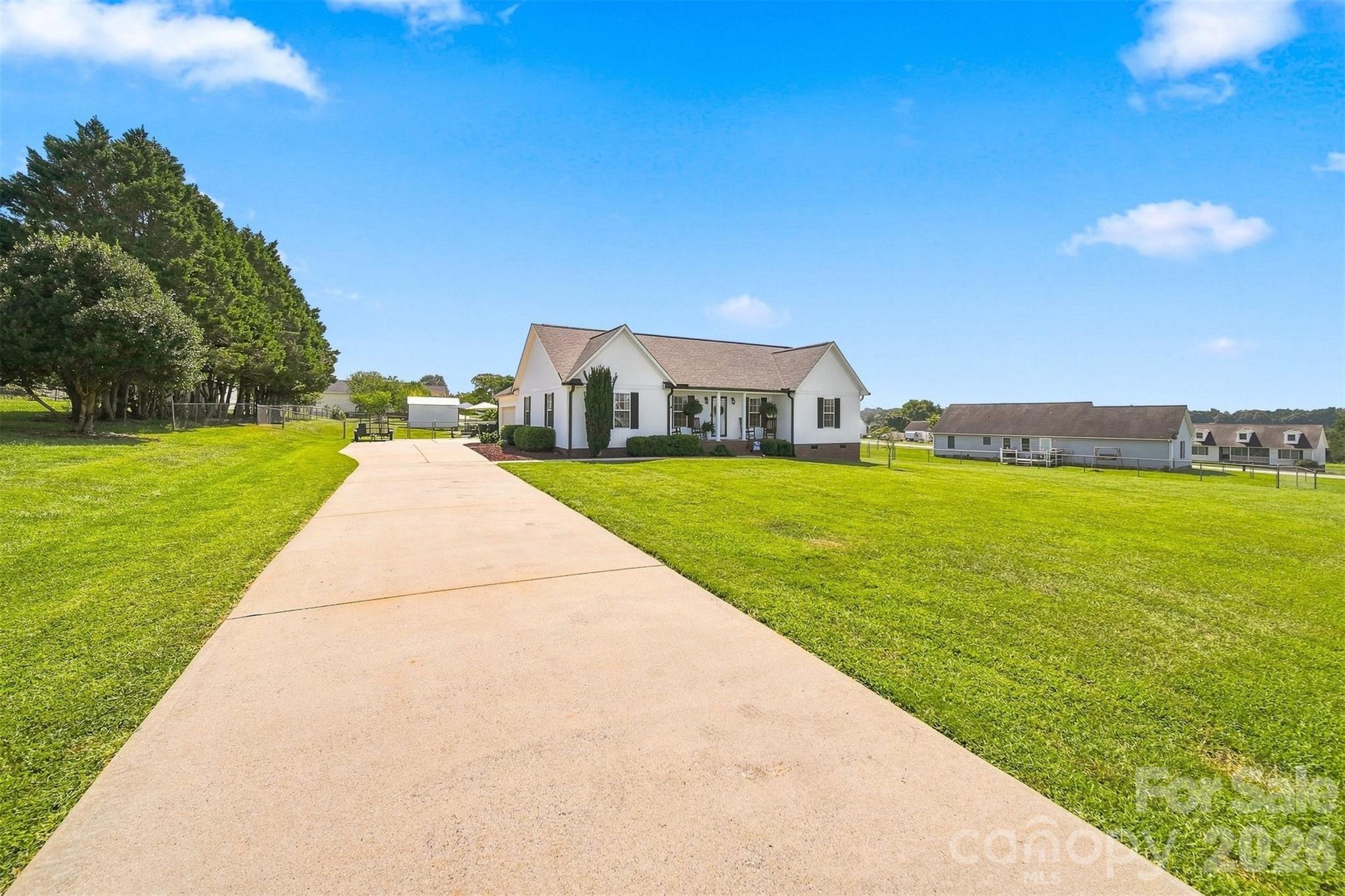 3294 Cascade Trail — Lincolnton
