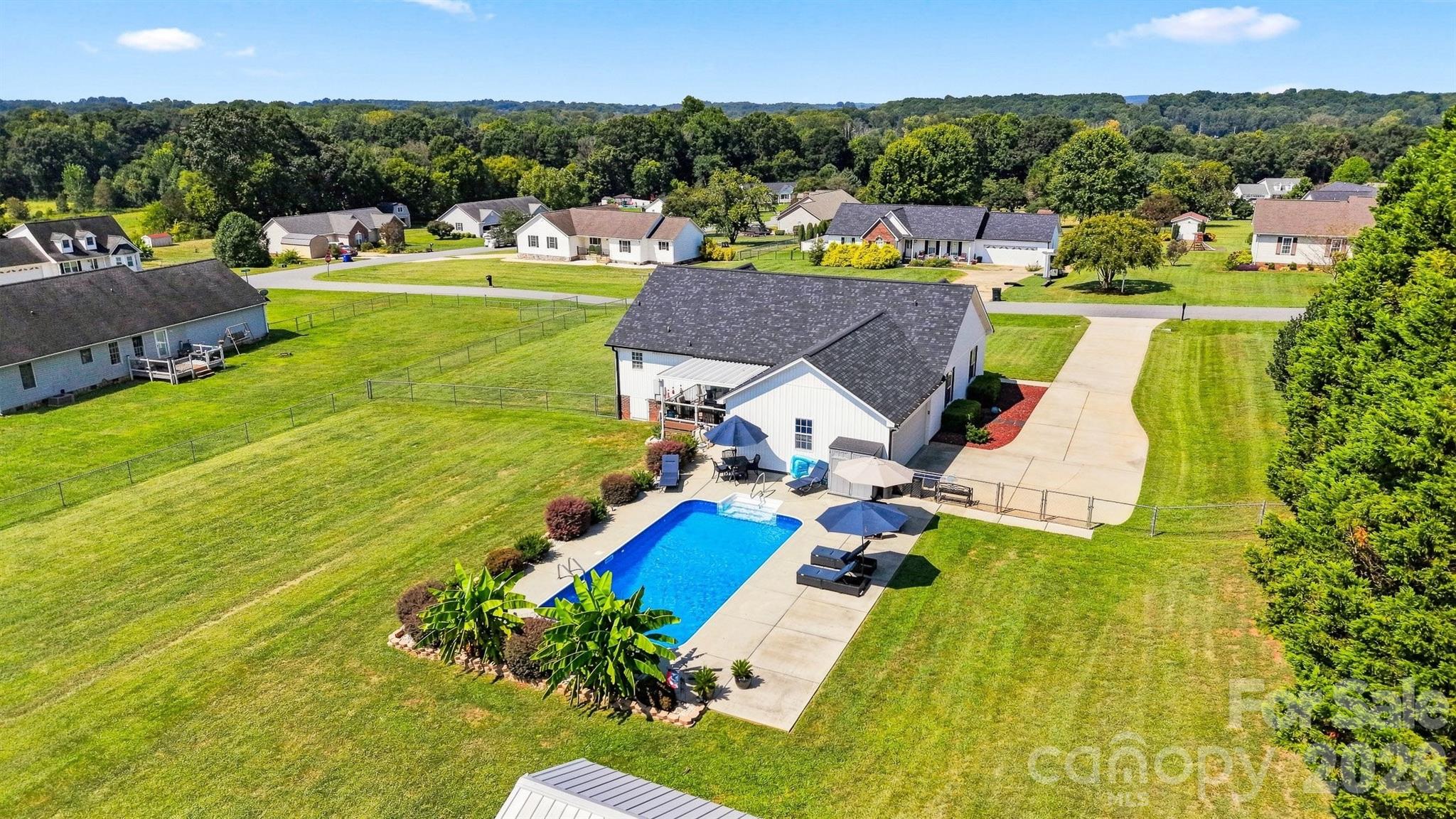 3294 Cascade Trail — Lincolnton
