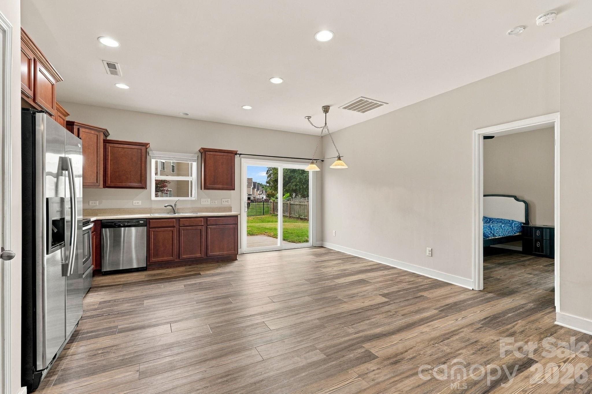 13707 Porter Creek Road — Charlotte