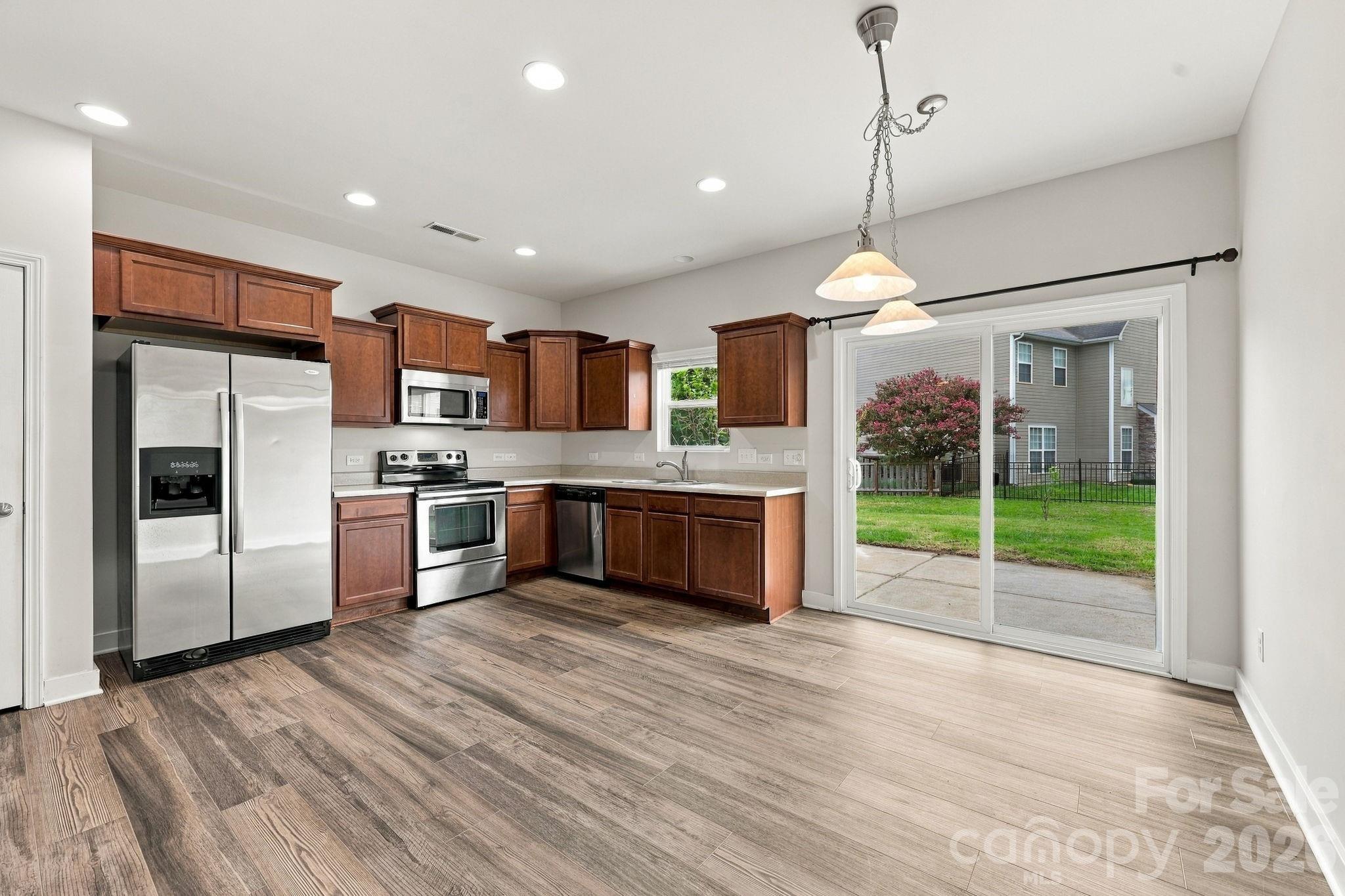 13707 Porter Creek Road — Charlotte