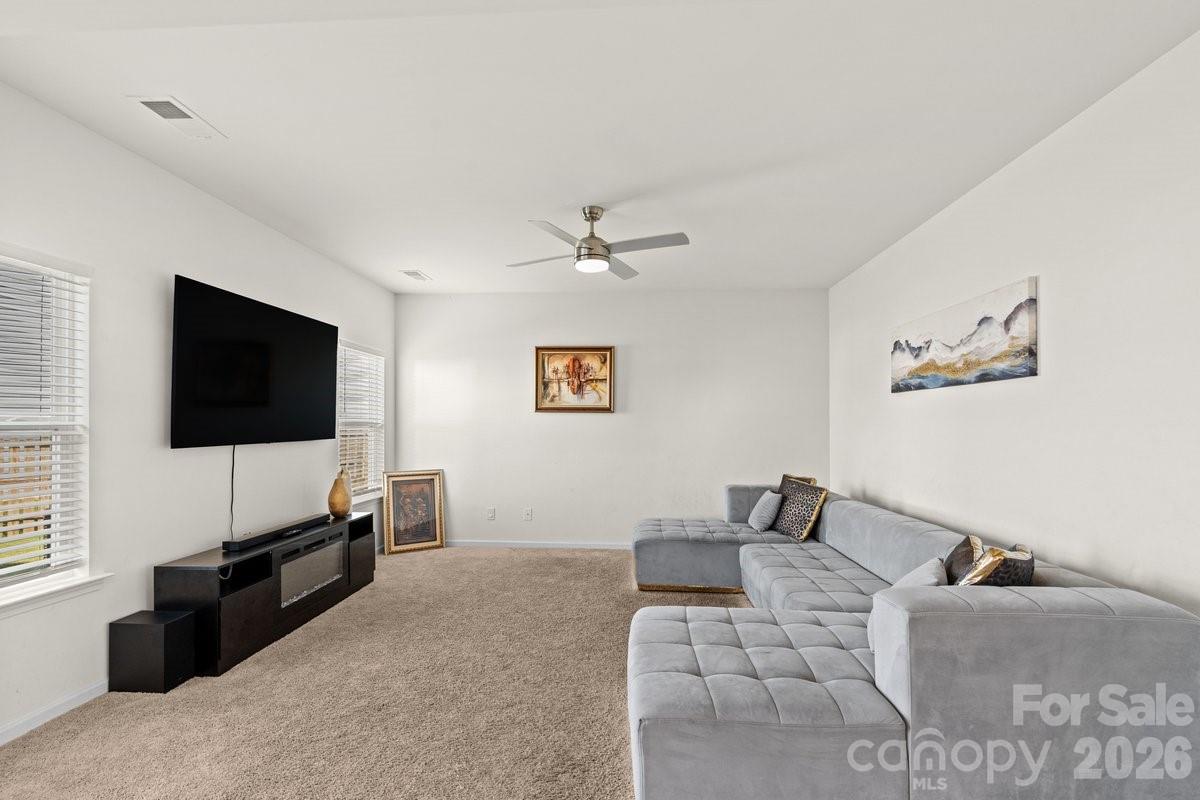 9011 Evercrisp Lane — Charlotte