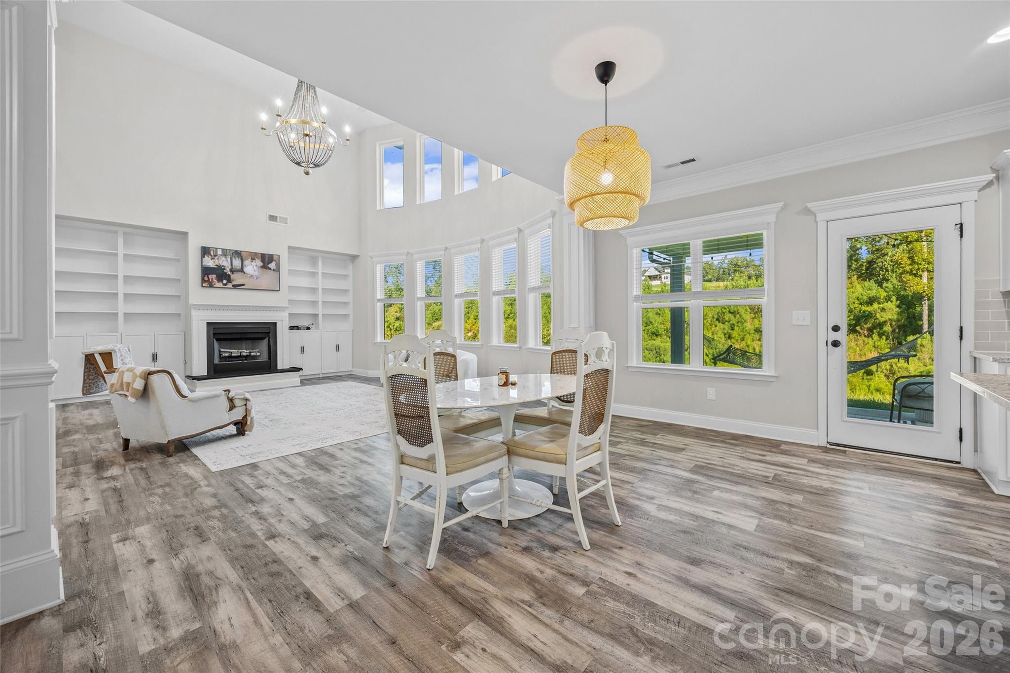 2633 Lakefront Drive — Belmont