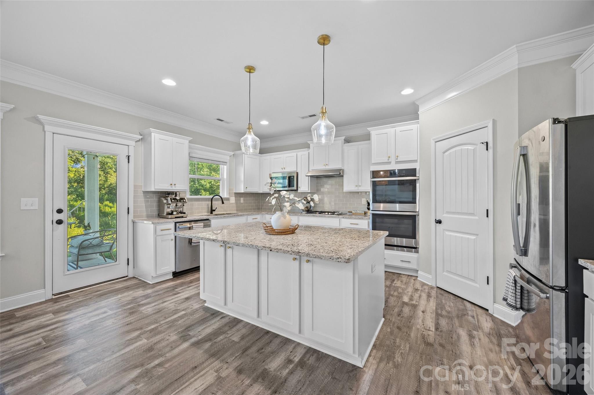 2633 Lakefront Drive — Belmont