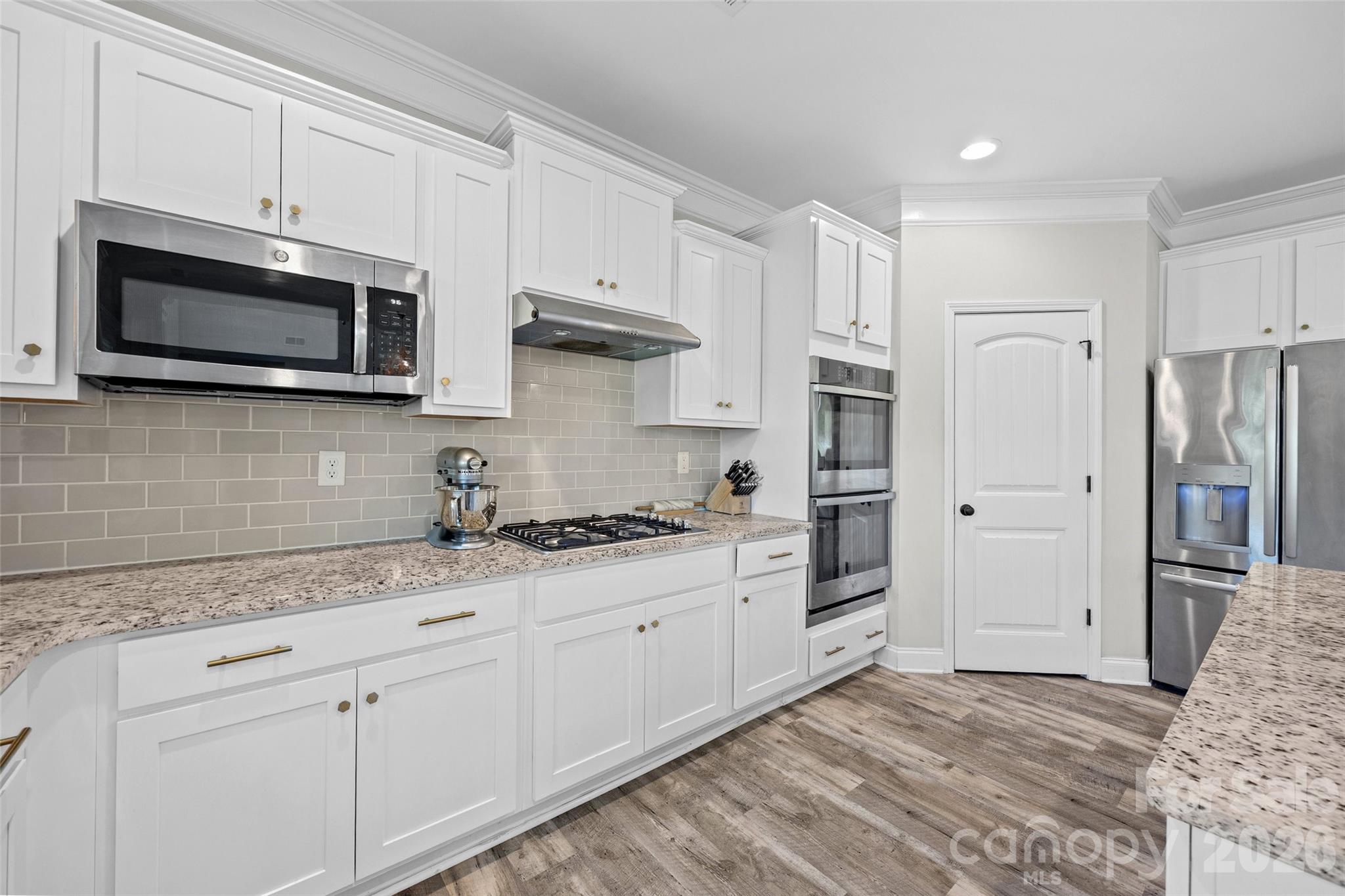 2633 Lakefront Drive — Belmont