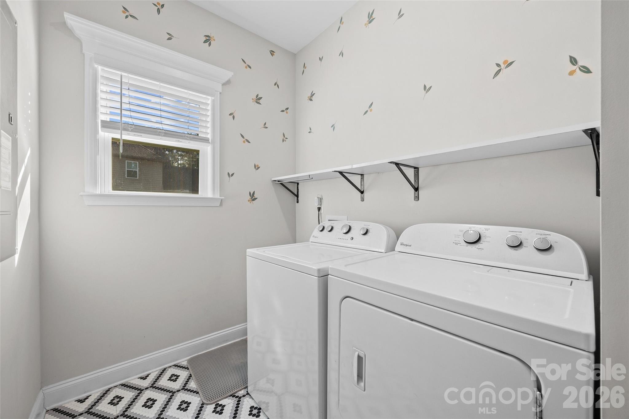 2633 Lakefront Drive — Belmont
