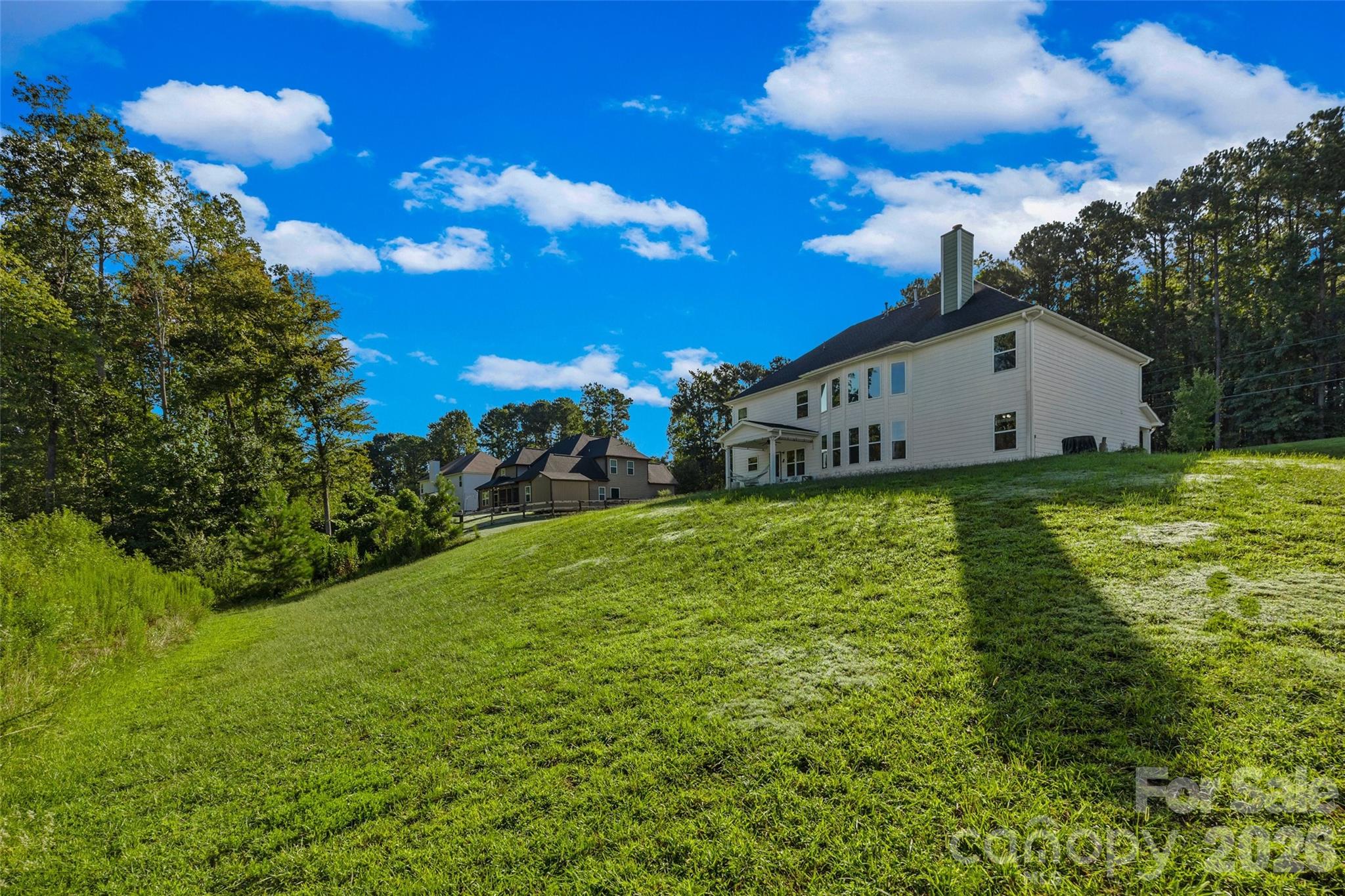 2633 Lakefront Drive — Belmont