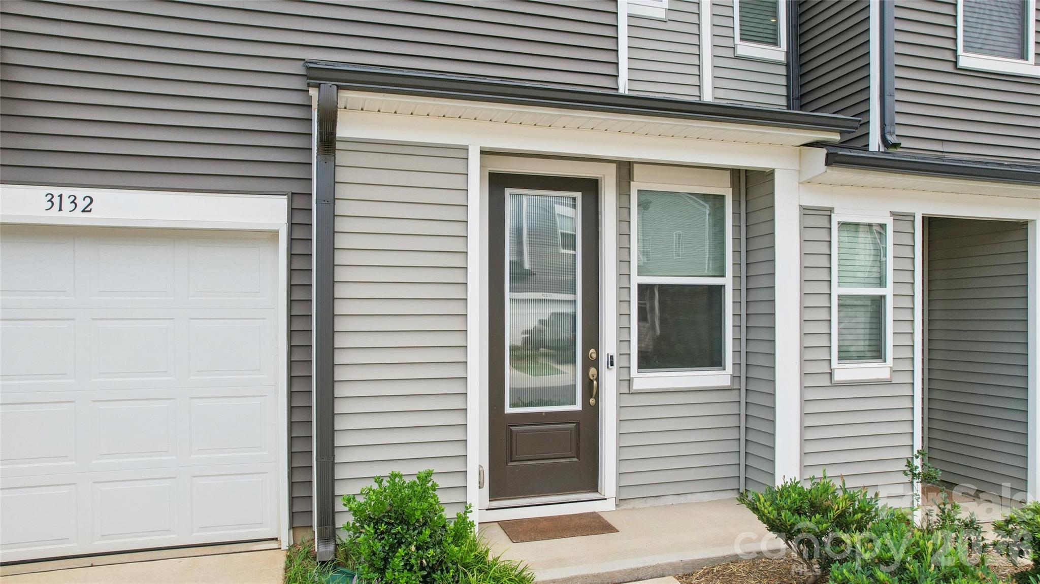 3132 Hutton Gardens Lane — Charlotte