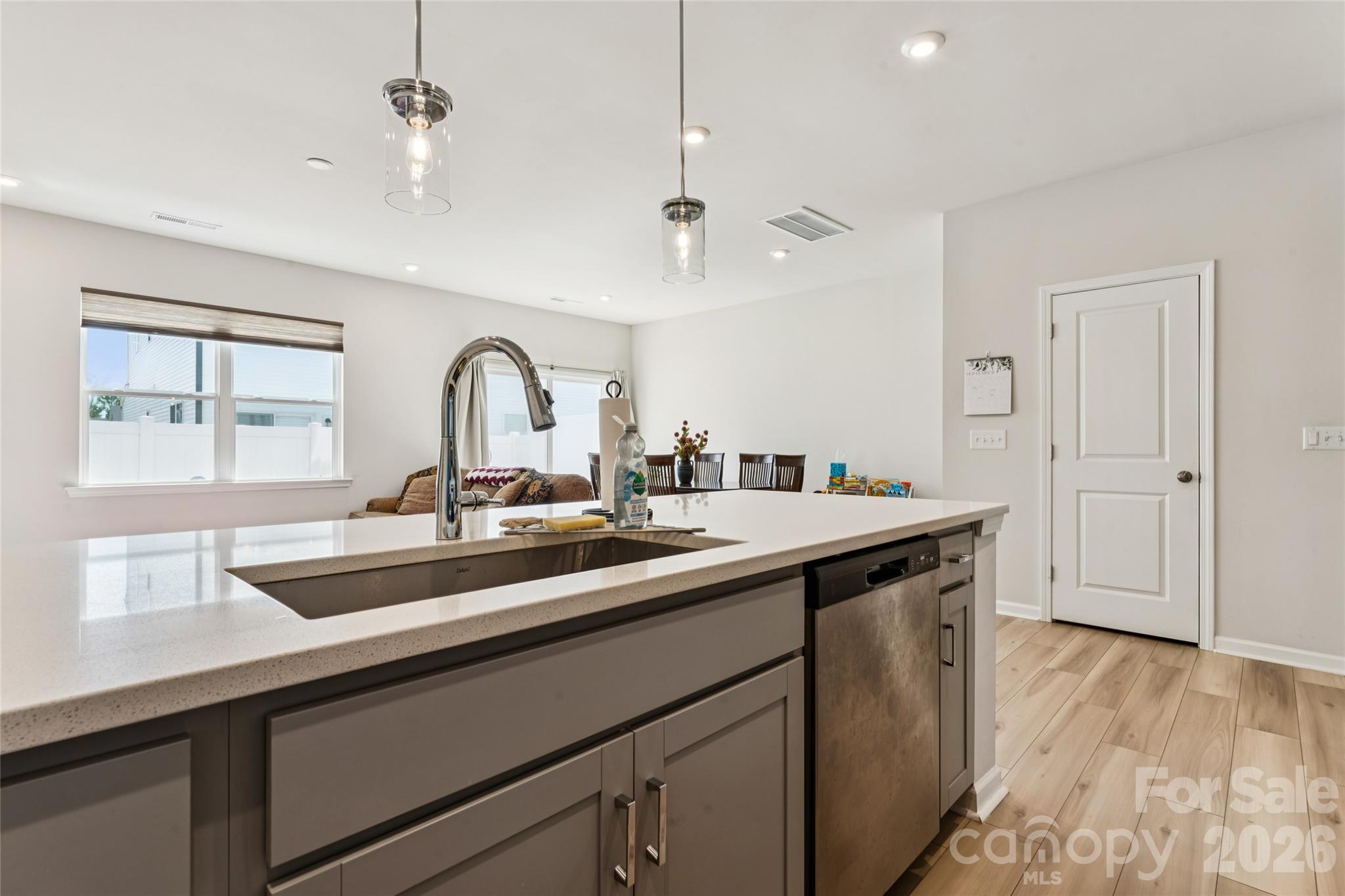 3132 Hutton Gardens Lane — Charlotte