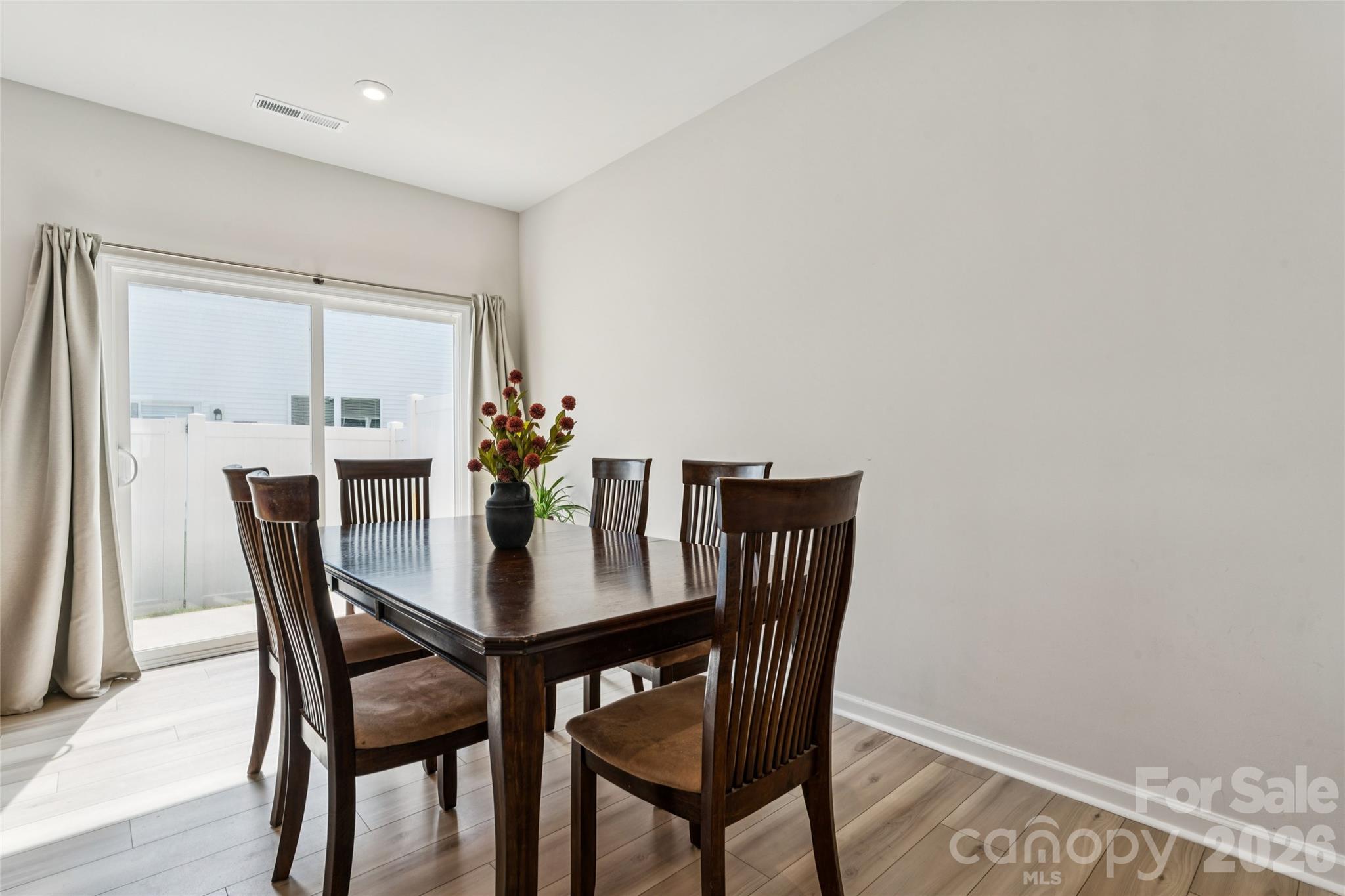 3132 Hutton Gardens Lane — Charlotte