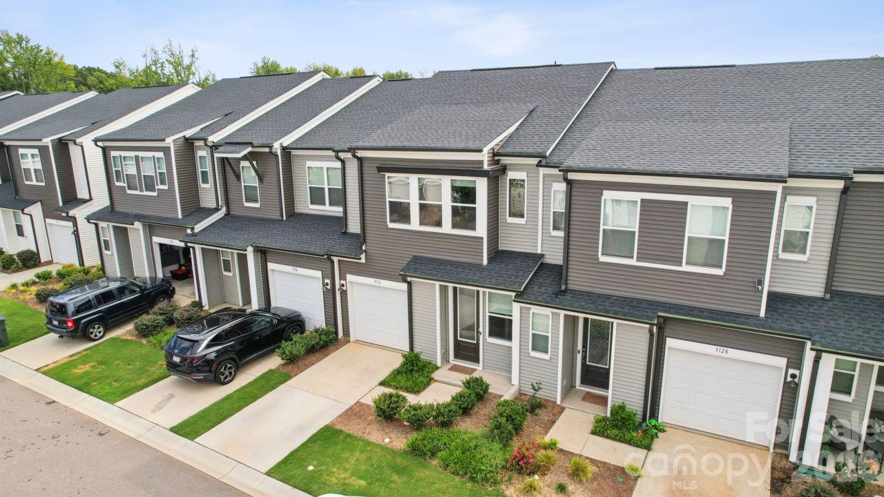 3132 Hutton Gardens Lane — Charlotte