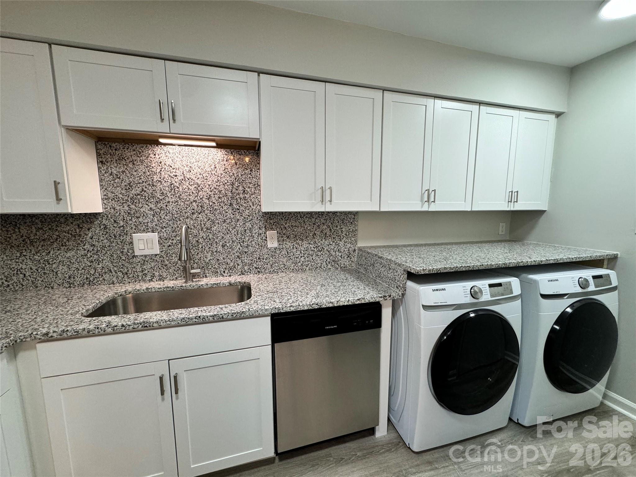 1906 Mereview Court #8 — Charlotte