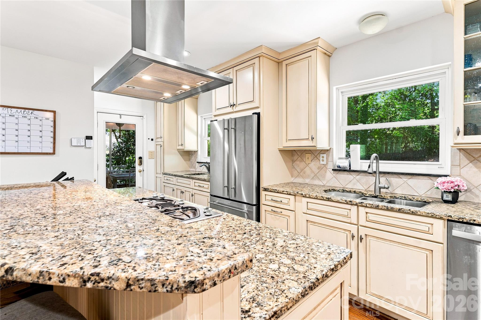 4764 Stafford Circle — Charlotte