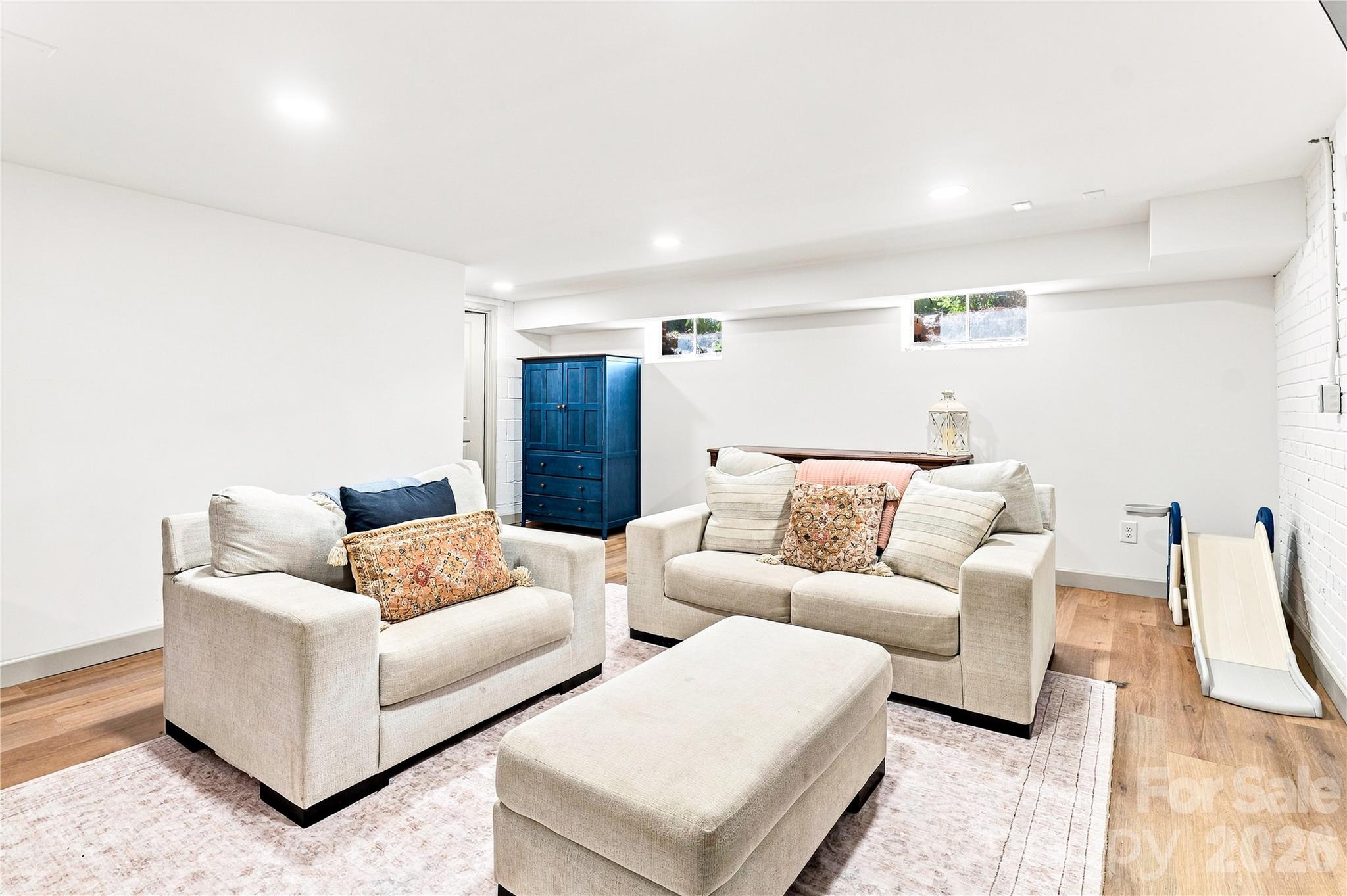 4764 Stafford Circle — Charlotte