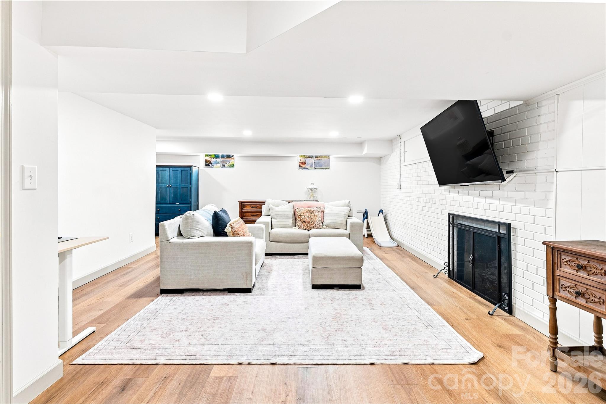 4764 Stafford Circle — Charlotte