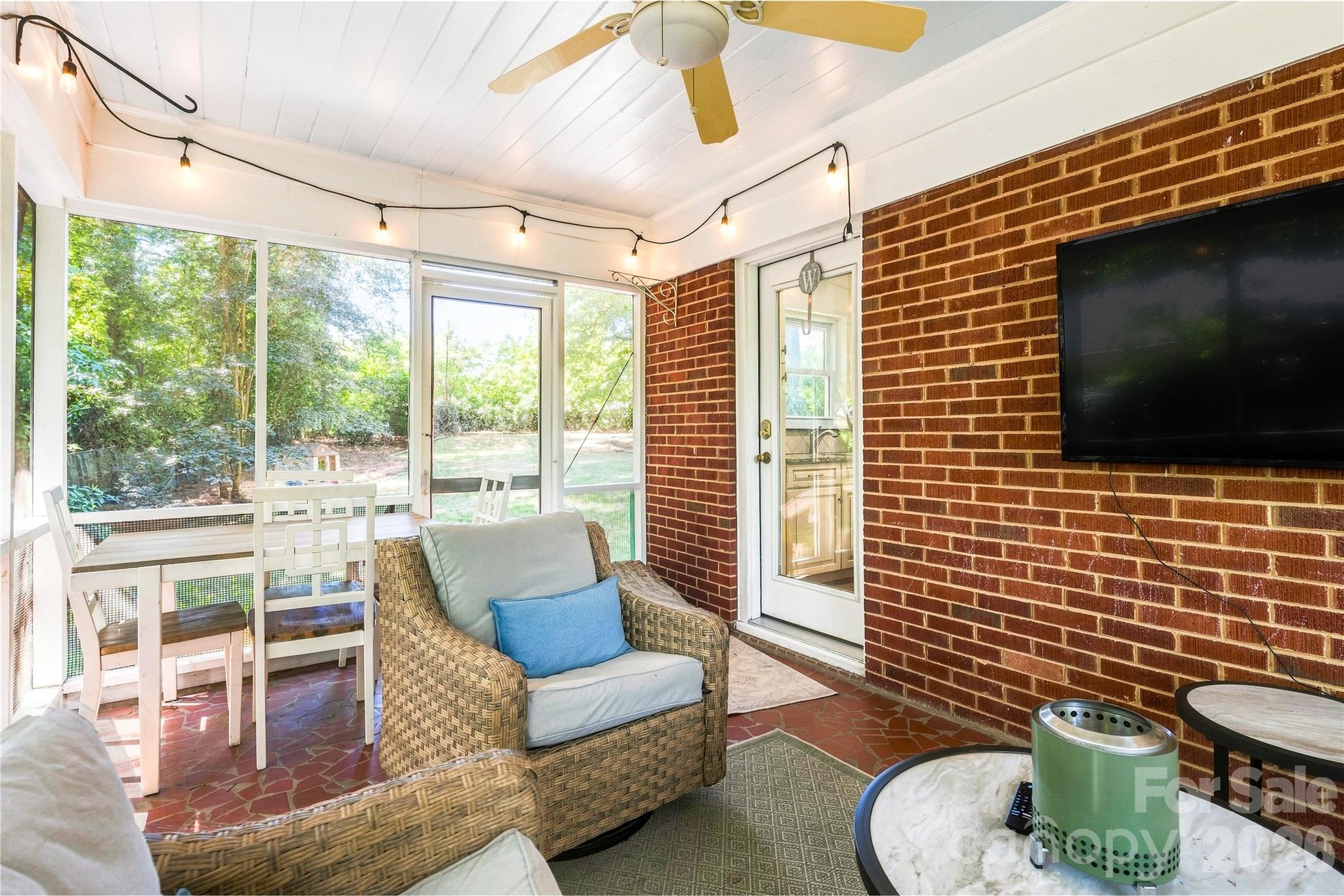 4764 Stafford Circle — Charlotte