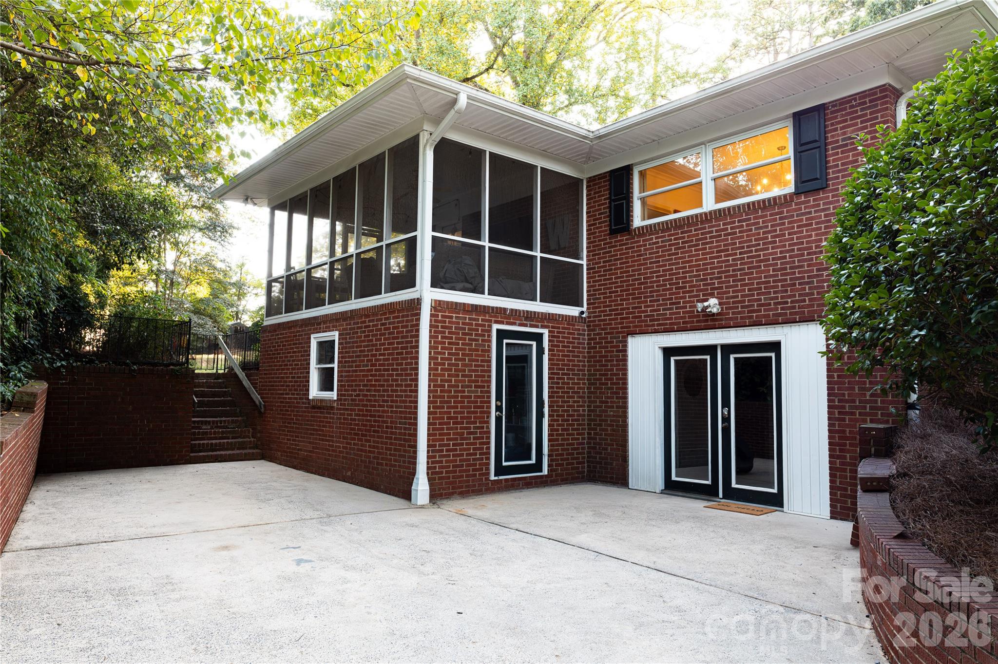 4764 Stafford Circle — Charlotte