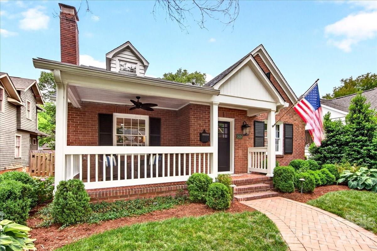 2121 Charlotte Drive — Charlotte